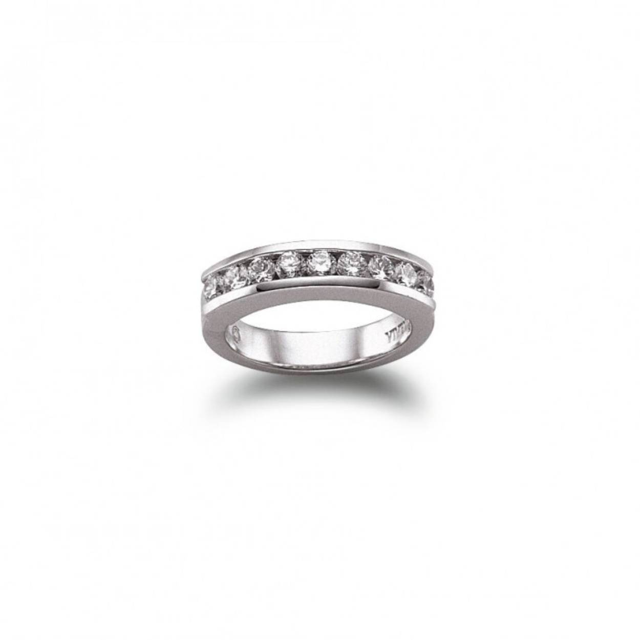 Deze prachtige ring van Viventy is bezet met zirkonia. De maat van de ring is 54.