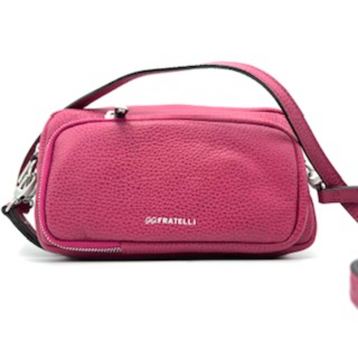 Helemaal hip deze telefoon tas van Gigi Fratelli. De tas is zodanig ontworpen dat u deze tas in de hoogte maar ook in de breedte kan dragen. Onder de toprits zit een pasjes vak en een rits vak..

Deze tas is tevens als clutch te dragen.

Afmetingen:
Hoogte 12 cm x breed 22cm x diep 7cm
