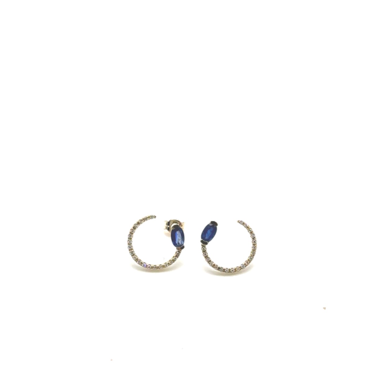 14k geelgouden diamanten oorbellen met saffier. 