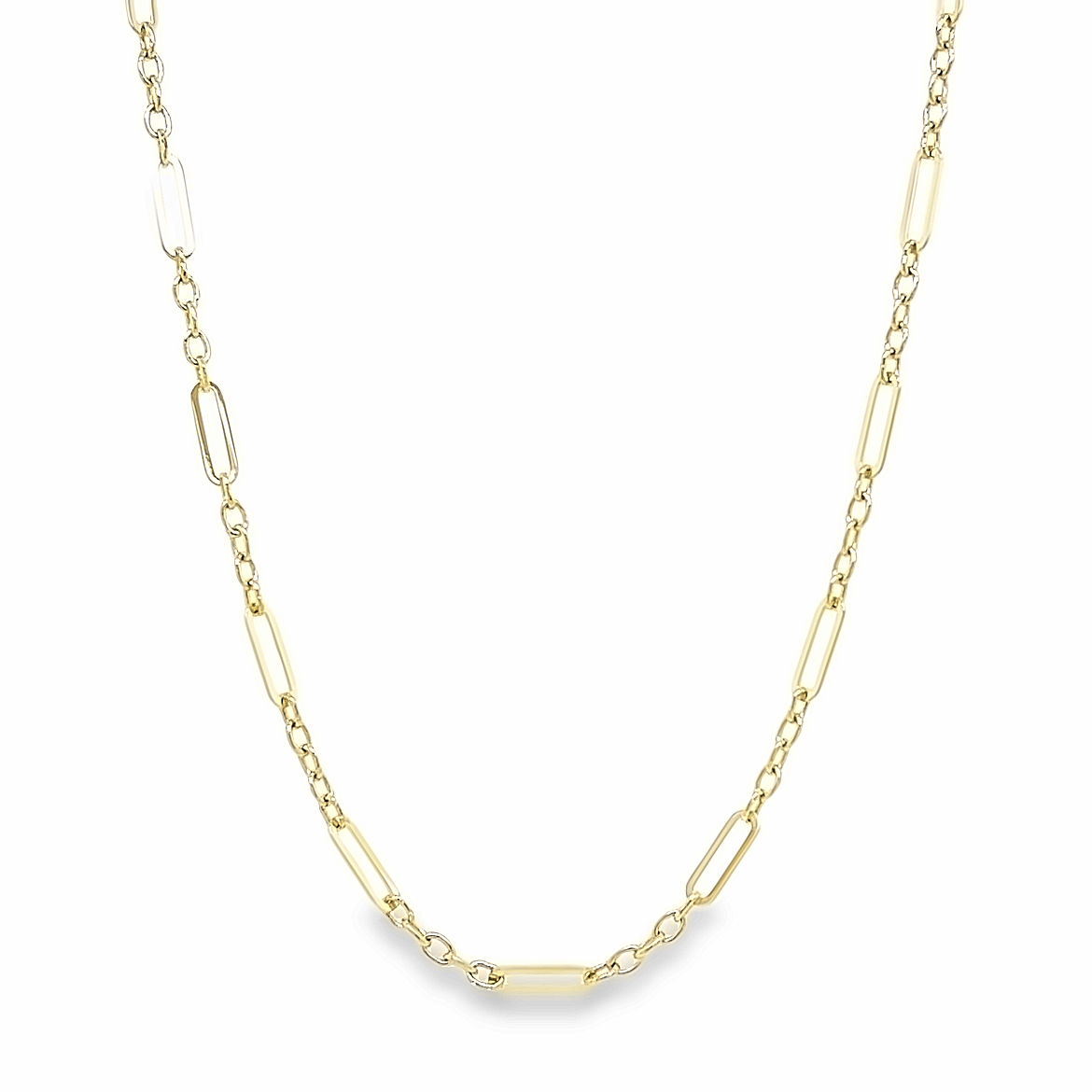 Dit 14-karaats geel gouden collier heeft een subtiele en verfijnde uitstraling. De ronde schakelstukken worden onderbroken door platte langwerpige schakelstukken. Dit collier is perfect voor liefhebbers van geelgoud.