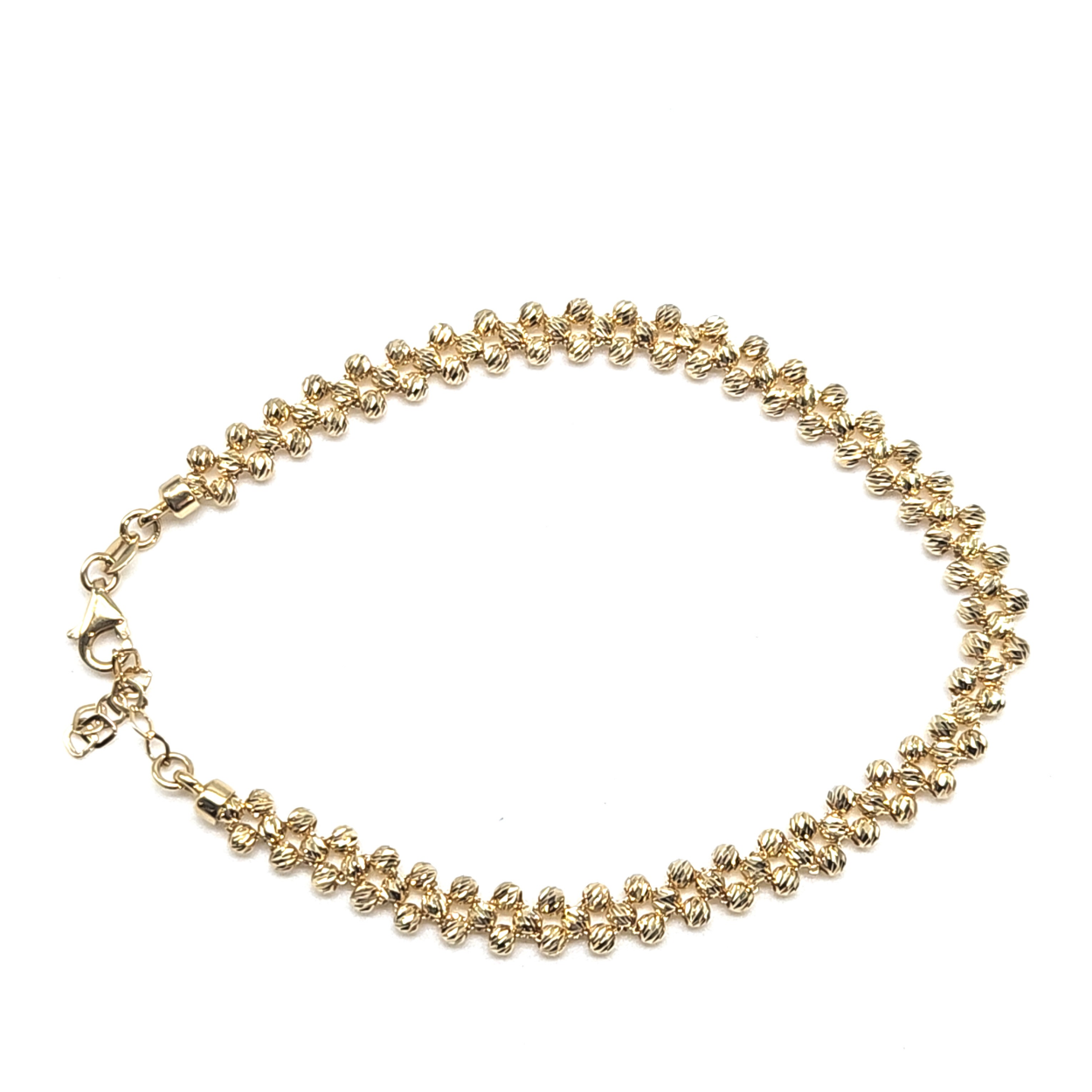 Prachtige 14 karaat gouden armband balletjes die een mooie shine geeft om je armen heen. Droom ervan om met deze armband overal waar je bent te laten glinsteren wie wilt dat nou niet? en ook nog eens van onze eigen collectie!