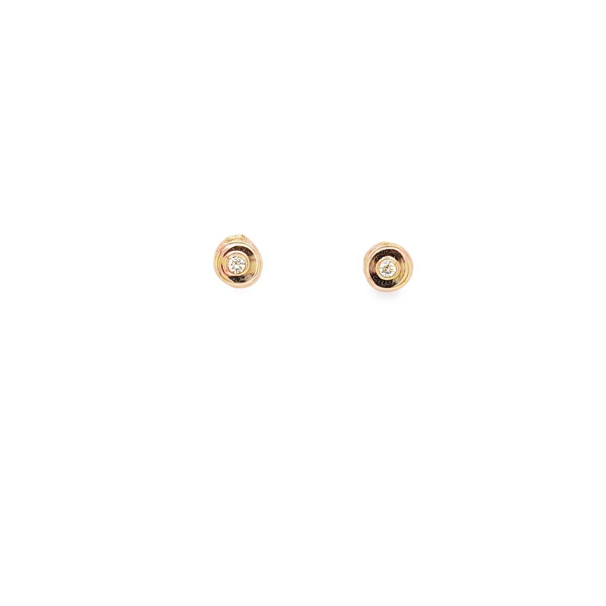 geelgouden oorknop met diamant