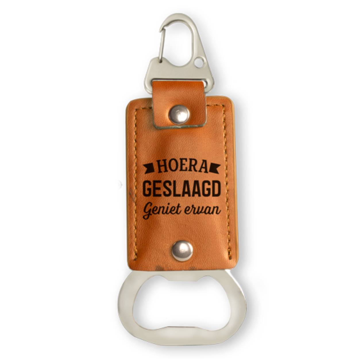 Een stoer, maar toch persoonlijk cadeau voor een man is vaak lastig te vinden. Of het nu voor vader, broer of opa is: een stoere man verdient een stoer cadeau. Voor een stoere vrouw is het natuurlijk ook een leuk cadeau