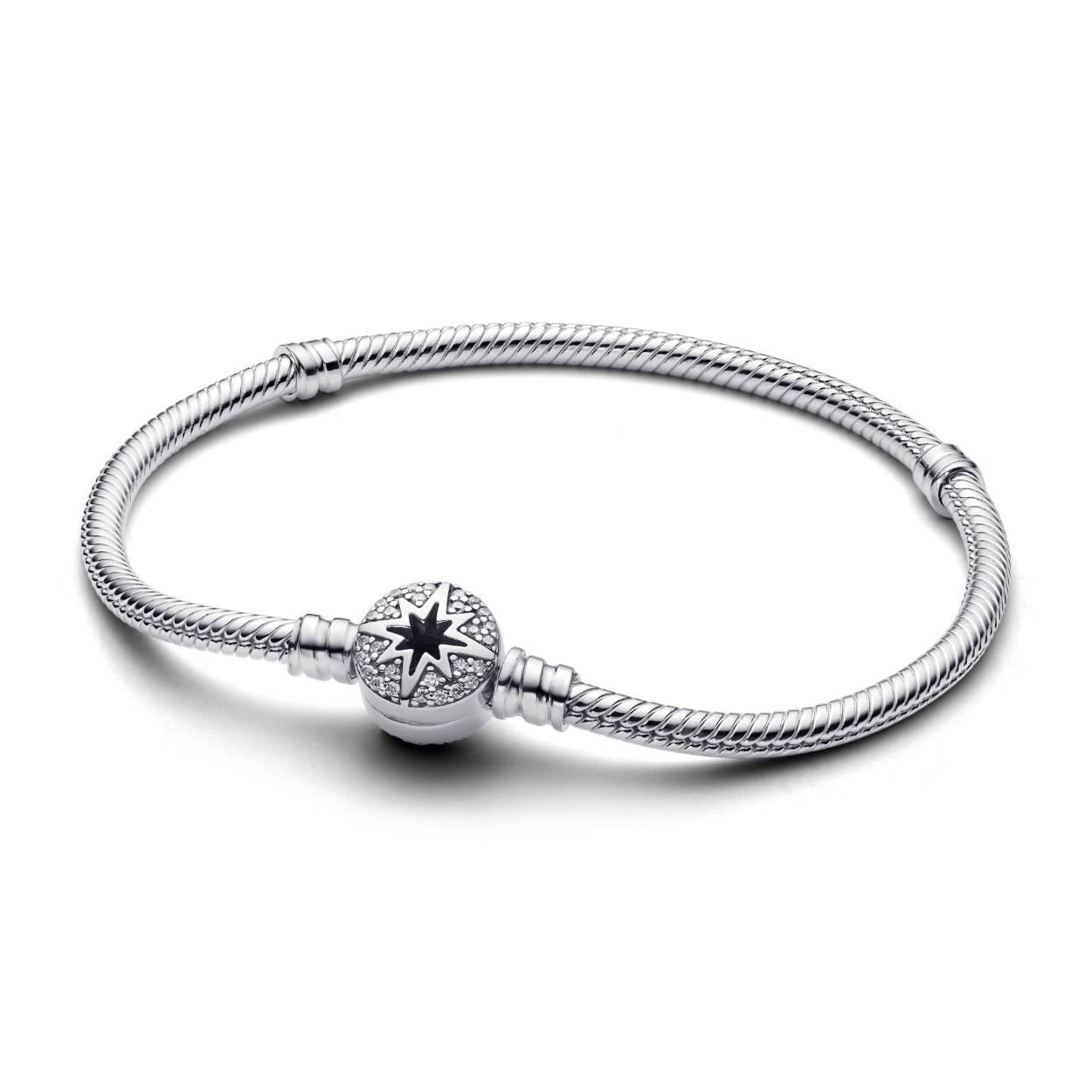 Snake chain sterling silver 
bracelet with north star clasp
and clear cubic zirconia