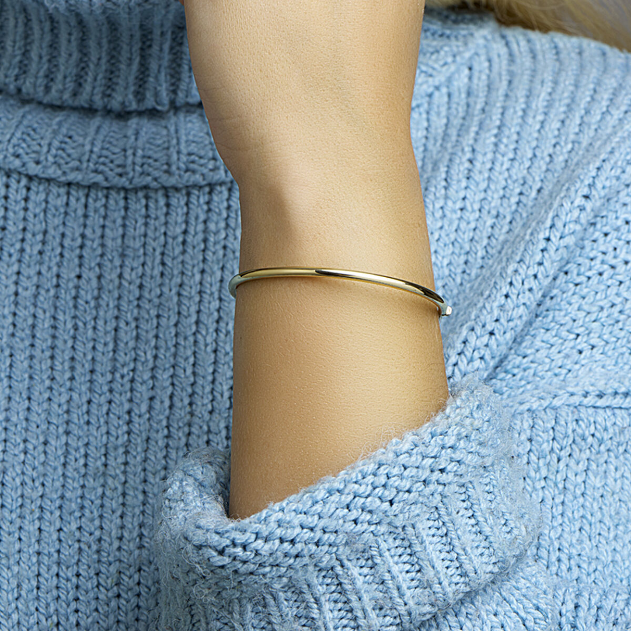Gouden slavenarmband