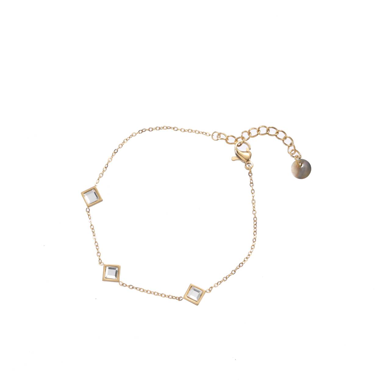  Van simpele subtiele kralenbandjes tot bredere statement stukken, we ontdekken steeds weer de nieuwste trends en passen deze toe in al onze designs.

De vele ontwerpen armbanden in onze collectie zijn goed met elkaar te combineren om een leuke armparty te creëren, maar ook met 1 armband maak je je outfit al compleet.

Waar onze bijoux armbanden vaak net wat stoerder zijn, vind je in onze stainless steel collectie (te herkennen aan de kraftbruine kaartjes) dunnere en fijnere armbandjes.