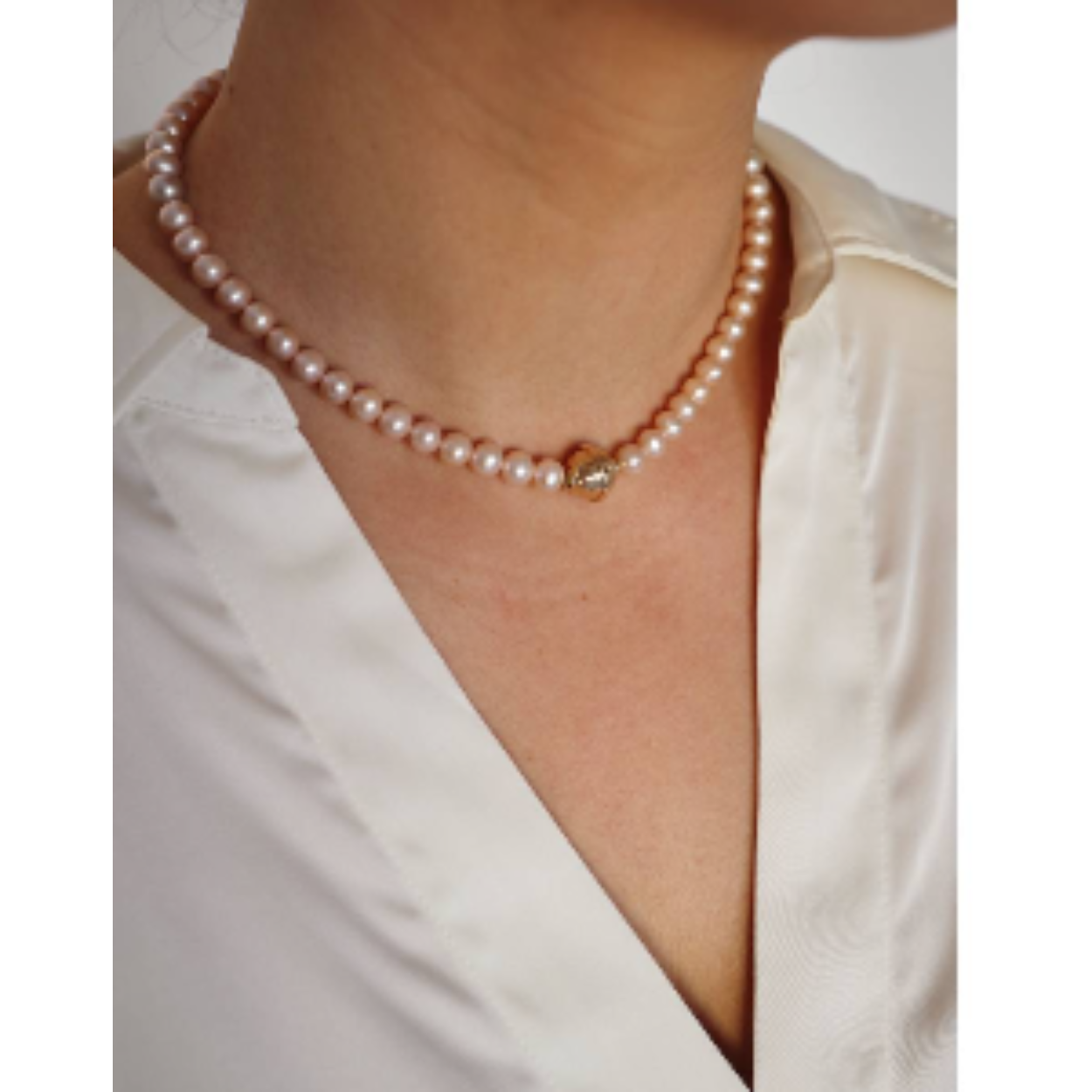 Met deze sluiting is heel gemakkelijk om een ander collier te wisselen.