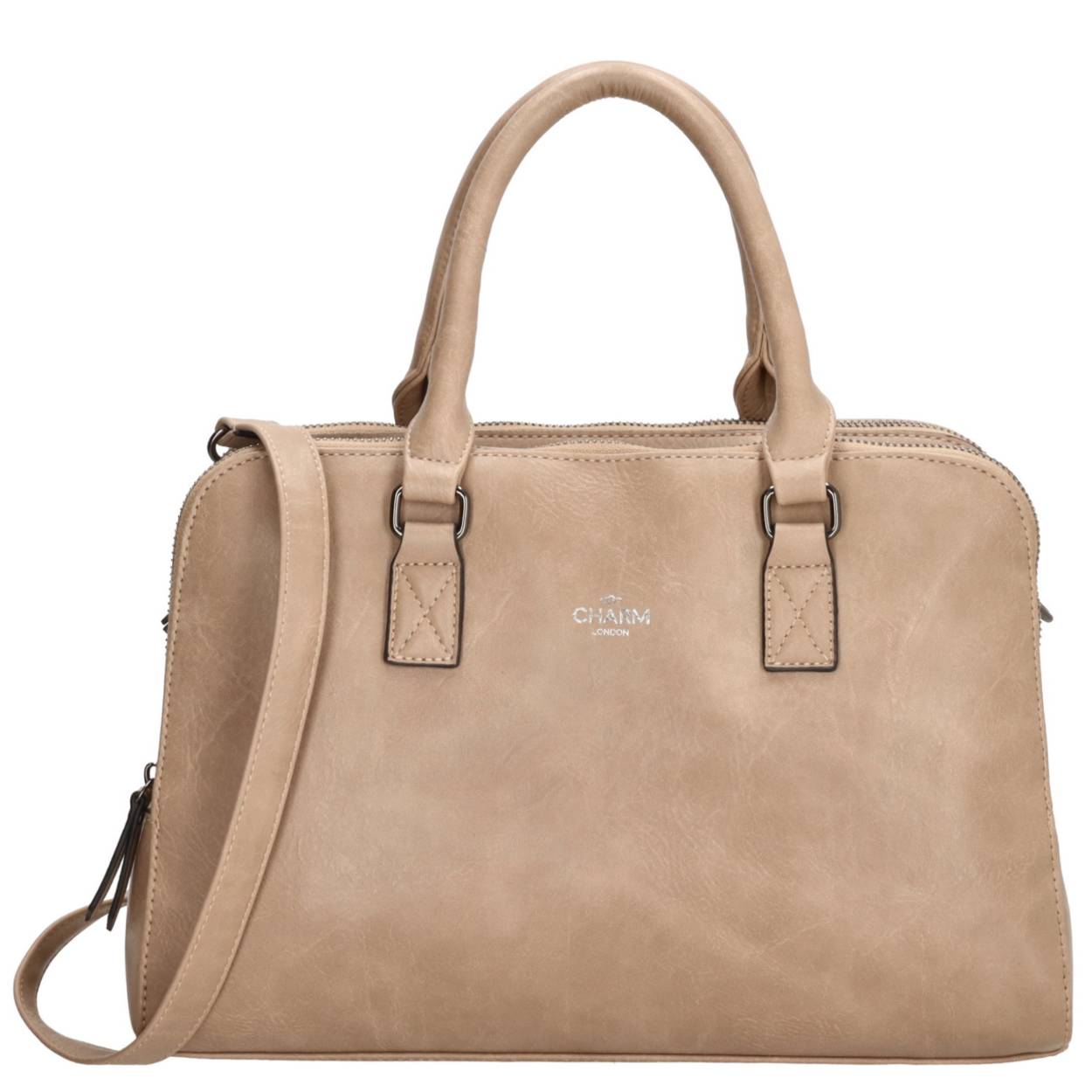 Deze parel is echt wat voor jou! Deze handtas uit de Chelsea collectie van Charm London is elegant, praktisch en zo mee te nemen. Hij heeft een verstelbare schouderband waardoor je hem als schouder- en handtas kan dragen. Het hoofdvak sluit door middel van een rits. De tas wordt verdeeld in 3 grote vakken, zo kun je gemakkelijk je spullen uit elkaar houden. Heb je al een keuze gemaakt?

De tassen van Charm London zijn geïnspireerd op de iconische Britse modehoofdstad Londen. Ze zijn geïnspireerd op de luxueuze materialen en typerende modellen die daar te zien zijn. Fashionable en stijlvolle damestassen van echt leer of kunstleer, gemaakt zodat jij er elke dag fantastisch uit kunt zien!

De eigenschappen van de tas:

Verstelbare schouderband
Dubbel handvat 
Ritssluiting 