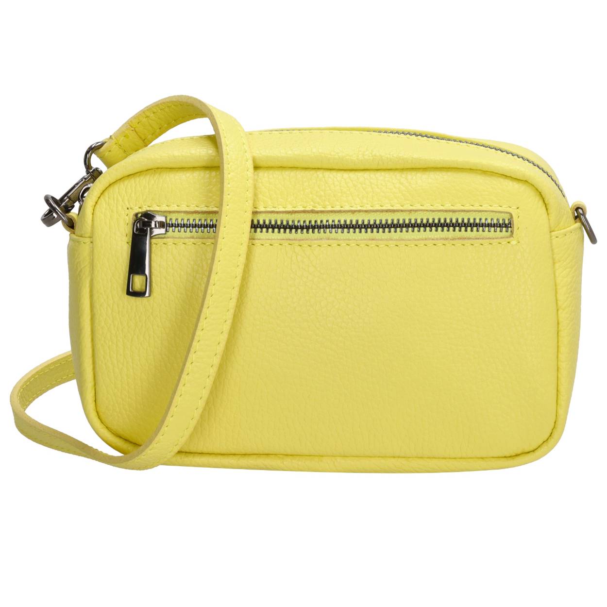 Op zoek naar een nieuwe schoudertas? Dan is deze Charm London tas perfect voor jou. De schoudertas heeft een hoofdvak en een achtervak, waardoor je makkelijk je spulletjes gescheiden houdt. De tas heeft echt een klassieke look en past overal bij. Deze topper is verkrijgbaar in verschillende kleuren. Hoe zou jij deze geweldige schoudertas matchen? 

De eigenschappen van deze schoudertas zijn: 

Hoofdvak met ritssluiting
Achtervak met ritssluiting
Verstelbare en afneembare schouderband