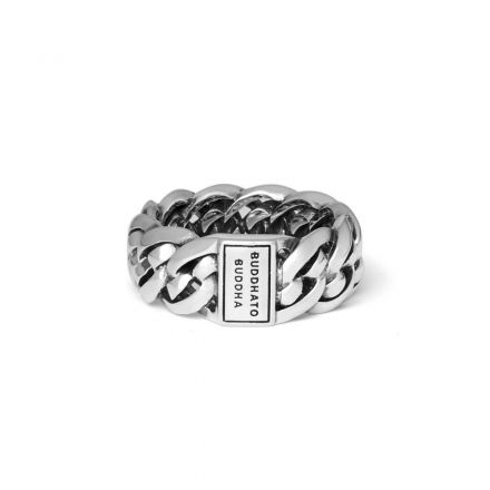 De Nathalie Small ring is een van de bekendste ringen uit de Heritage collectie op basis van de Nathalie schakel. De aparte dubbele schakel maakt deze sterling zilveren ring tot een echte blikvanger. Creëer een vlotte en stoere look met deze tijdloze en handgemaakte ring. De Nathalie Small Ring is smaller dan de Nathalie Ring. Deze ring valt in de categorie smalle ringen.