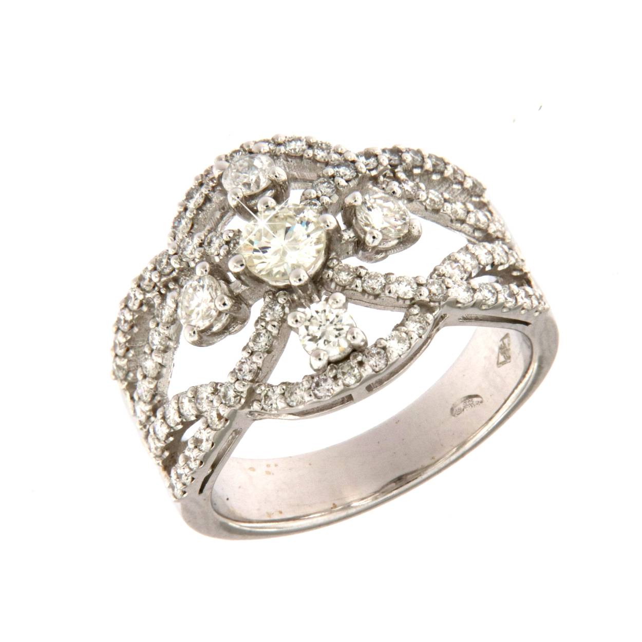 eigen creatie in 18kt wit goud met 1.31ct diamant