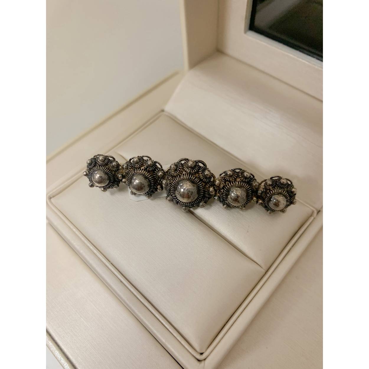 VINTAGE zilveren broche - zeeuwse knoppen