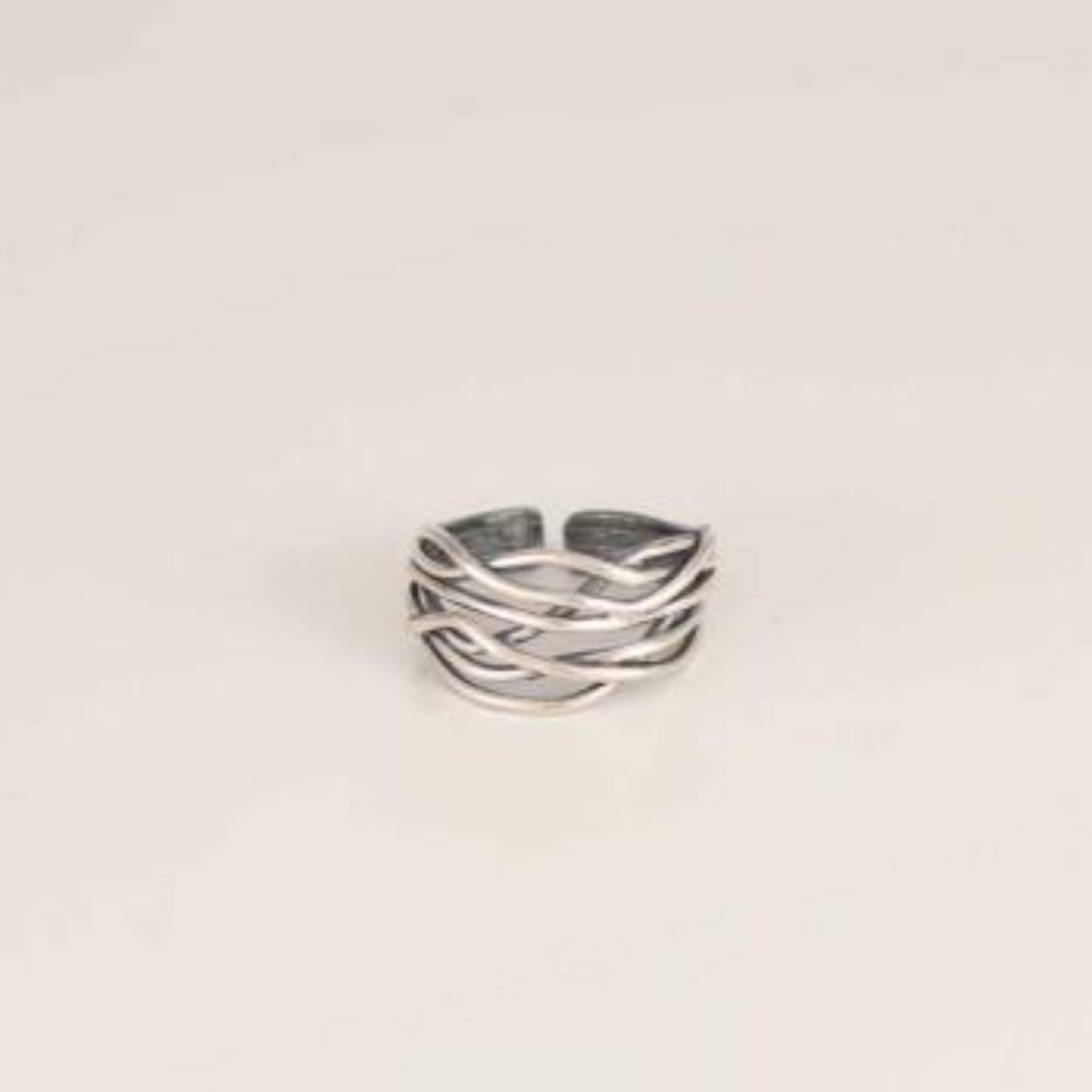 Buttner Schmuck handgemaakte sieraden vervaardigd in een klein atelier uit de Harz, zilveren ring