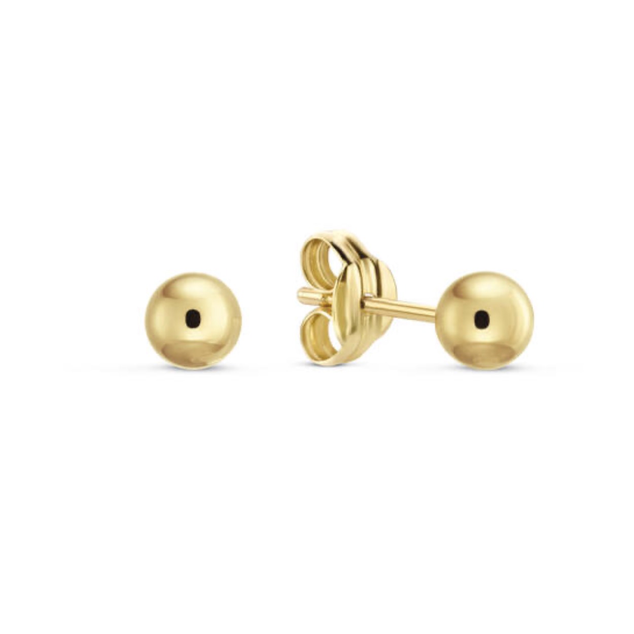 De 14 karaat gouden Ball studs van 4 mm kan je gemakkelijk combineren met andere Jackie oorbellen. Ga voor de ultieme earparty!

Tropical Paradise
Dat Jackie van reizen houdt is geen geheim. Voor haar 14 karaat gouden sieradencollectie heeft zij zich deze keer laten inspireren door de tropen.
Haar Tropical Paradise collectie biedt een mix van elegantie en avontuur. Voel de zon schijnen waar je ook bent!

Weelderige jungles, azuurblauwe oceanen en de schittering van de zon op witte zandstranden: de ontwerpen met edelstenen zijn een weerspiegeling van Jackie’s mooiste herinneringen. Of het een dag op kantoor is of een avondje uit, deze sieraden voegen een vleugje exotische allure toe aan elke gelegenheid.

Het merk
Jackie is hét 14 karaat gouden on trend sieradenmerk. De collecties zijn geïnspireerd op de reizen die ik maak, van stedentrips tot exotische oorden. Elk gouden sieraad is helemaal van nu, handgemaakt door Europese goudsmeden en vervaardigd van overwegend gerecycled goud met echte edelstenen en zoetwaterparels. Elke collectie is dan ook met veel liefde en passie samengesteld. Mijn Jackie sieraden zijn de perfecte finishing touch voor iedere outfit!

Specificaties
- Oorsieraad
- Materiaal: 14 Karaat - Geelgoud - 585
- Bol studs
- Ø 4mm