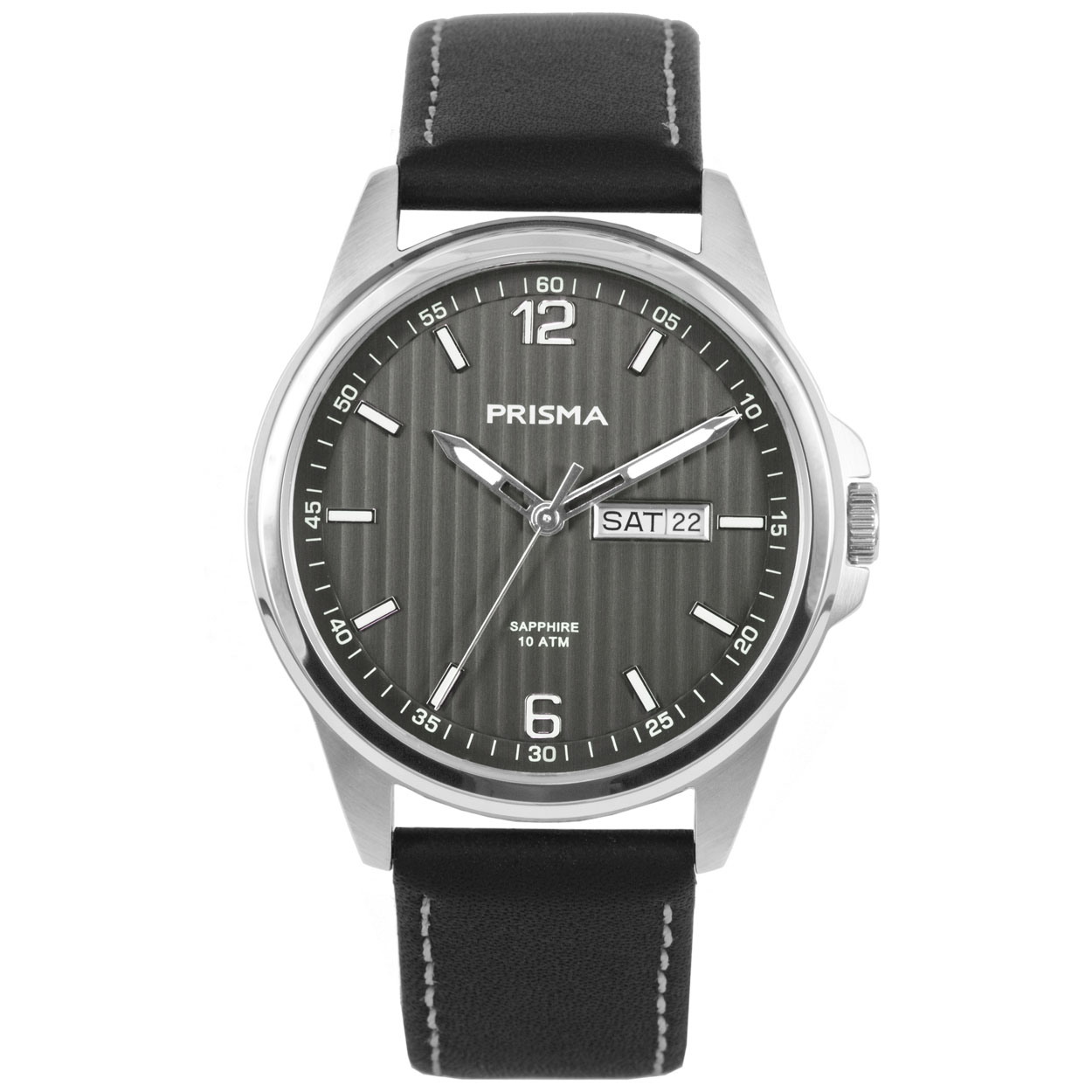 Prisma heren P.1662 horloge edelstaal saffierglas 10 ATM 		
		
Algemeen		
Geslacht: heren		
Model: P.1662		
		
Voordelen		
- band echt leer zwart (wit kleurig stiksel)		
- wijzerplaat zwart met zilvere streepjes		
- boven gem. waterdicht: zwemmen/duiken		
- glas is zeer krasvast		
- dagveld		
- wijzers en index lichten op in donker		
- maat kast 39mm (breedte) 39mm (dikte)		
		
Product achtergrond		
Het leven is een reis. Dat klinkt een beetje clich&#233;, maar het is wel waar. Sta niet elke dag op met het idee dat het leven nog beter is in 10 of 20 jaar. Geniet en wees dankbaar voor vandaag, want het leven is echt een reis. Deze collectie onderstreept het typische Prisma gevoel. Een horloge van hoge kwaliteit met lederen band,titanium kast, krasvrij saffierglas en 10 ATM waterdicht. Een fantastisch uurwerk om elke dag met blijdschap te dragen.		
		
		
		
