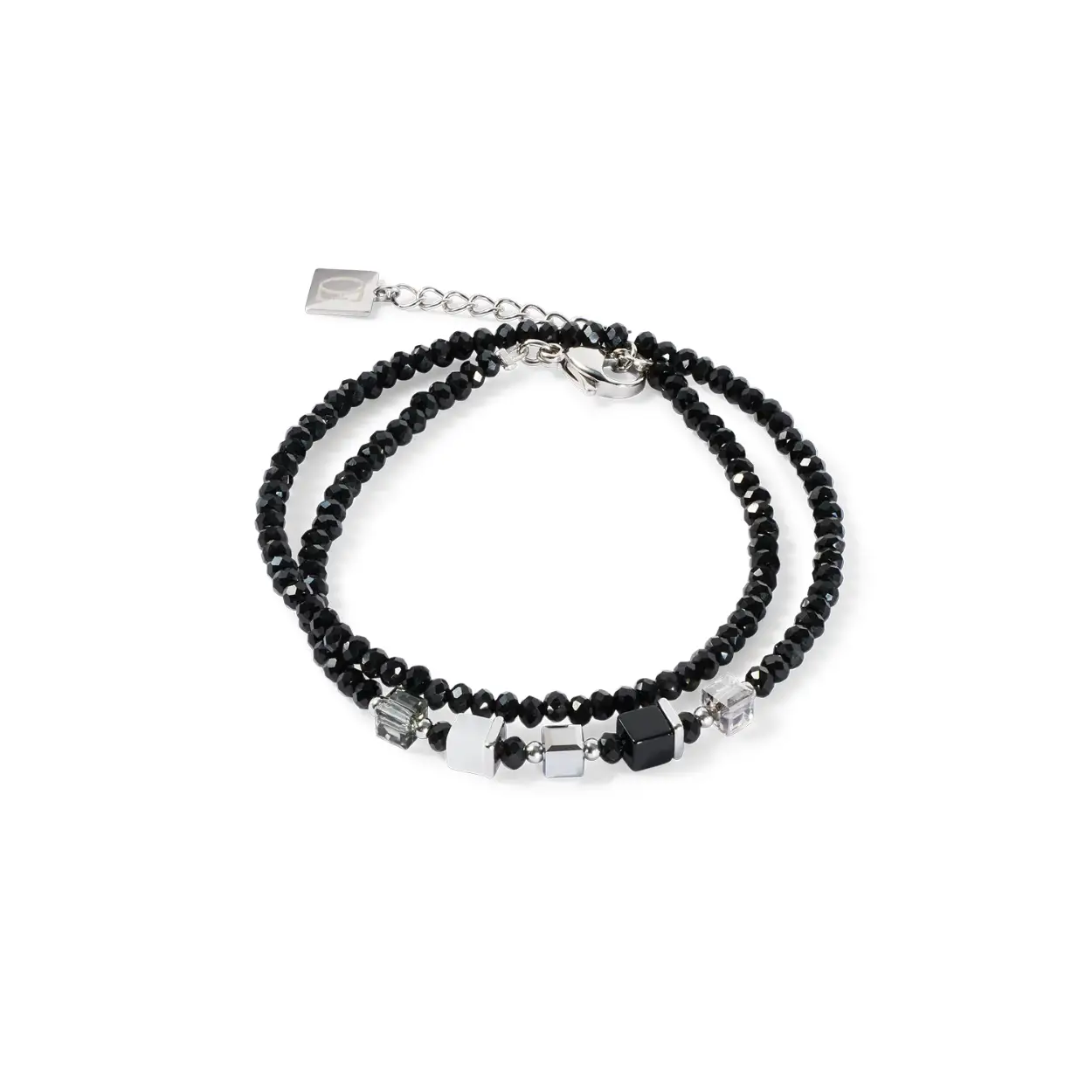 Waarom alleen een armband als je alles kunt hebben? De Joyful Colours Update Wrap Armband is het nieuwe favoriete stuk dat bij elke stijl past. Vandaag cool om je pols gewikkeld, morgen als casual choker – dit sieraad past bij alles. 