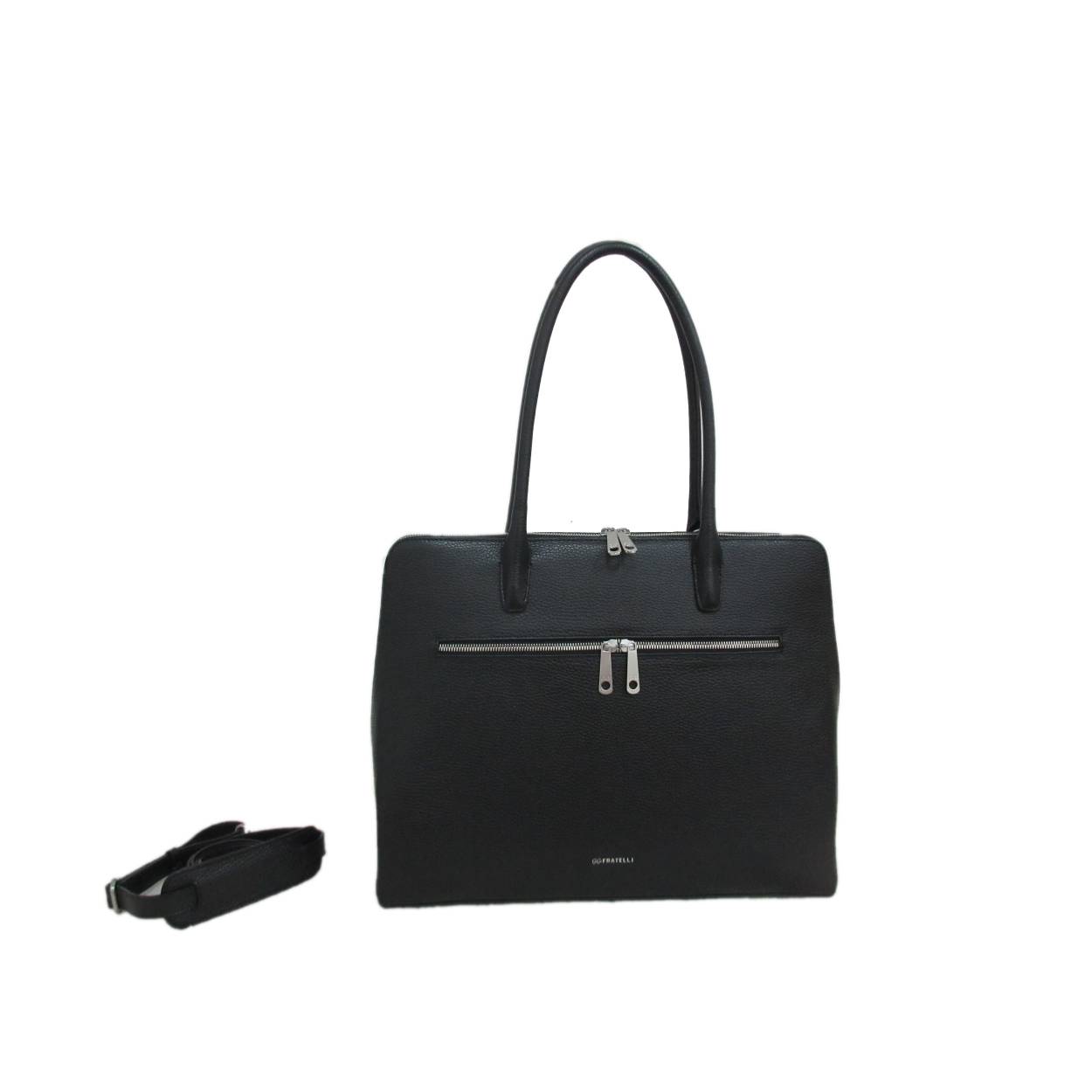 Fantastische functionele werktas. De draagriemen zijn lang genoeg om deze tas ook kort te dragen op uw schouder. Als u dit niet prettig vind zit er ook een afneembare lange schouderriem bij deze tas.  Zowel aan de voor-en achterzijde zit een rits vak.

Onder de toprits zit een mooie uitgewerkte vak verdeling.

Afmetingen:
Hoogte 33cm x breed 40cm x diep 12cm