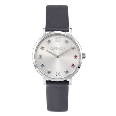 Coeur de Lion stalen horloge Multicolor. Dit horloge heeft een stalen horlogekast met zilverkleurige wijzerplaat. Bij elk uur een Geocube met op elke cube een andere kleur Swarovski Crystal. Met op 12 uur Romeinse cijfers en op 6 uur OE. Het horloge is waterdicht tot 5ATM. Aan de horlogekast zit een top kwaliteit kalfsleren horlogeband met stalen gesp. De leren band heeft een chique antraciet kleur.