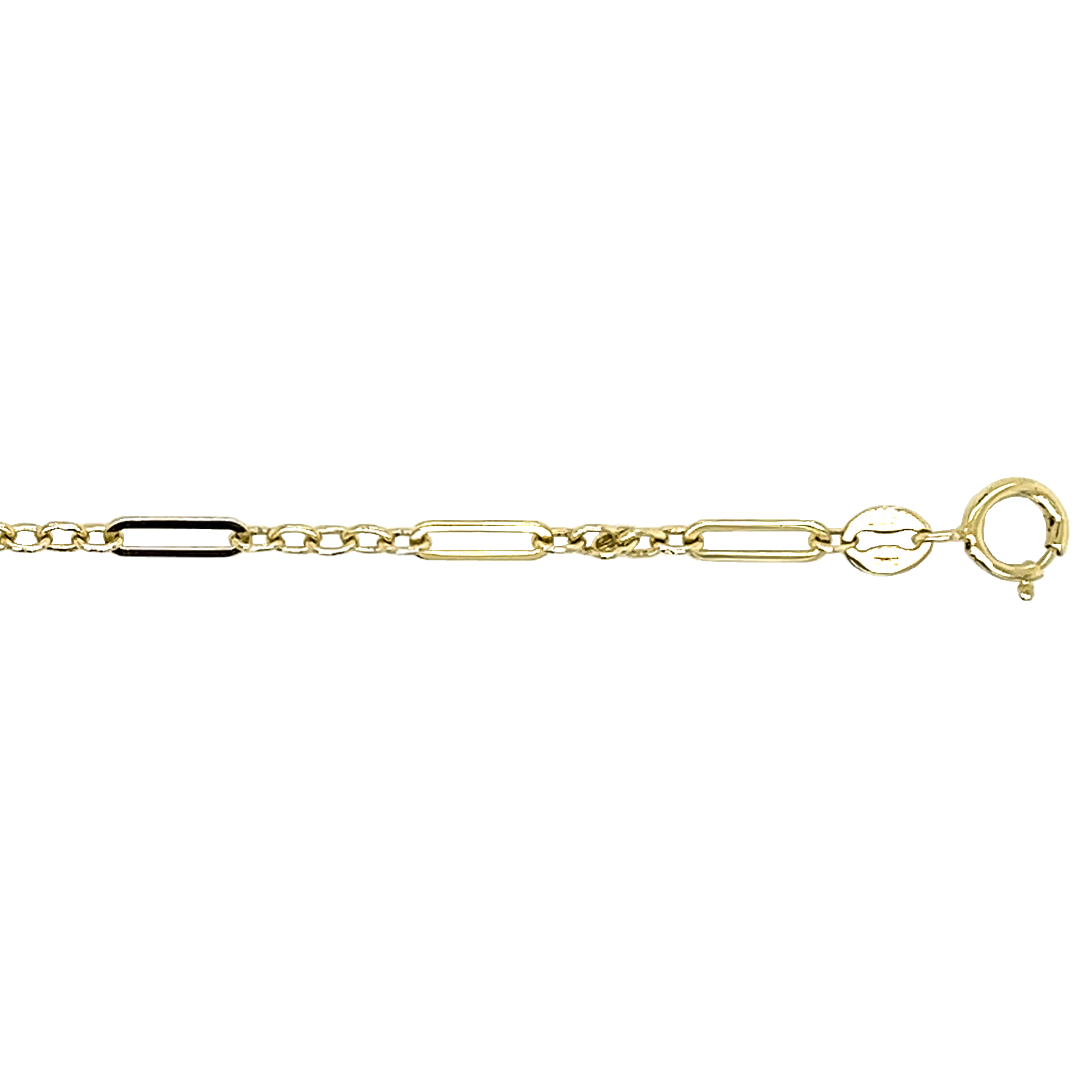 Dit 14-karaats geel gouden armbandje heeft een subtiele en verfijnde uitstraling. De ronde schakelstukken worden onderbroken door platte langwerpige schakelstukken. Dit armbandje is perfect voor liefhebbers van geelgoud.