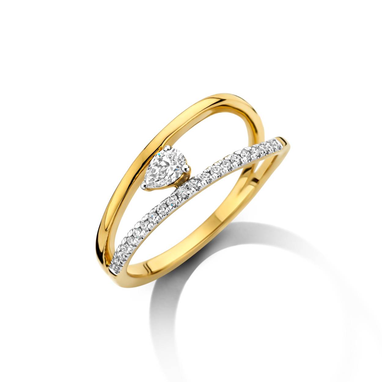 Ring geel goud 18kt met diamanten