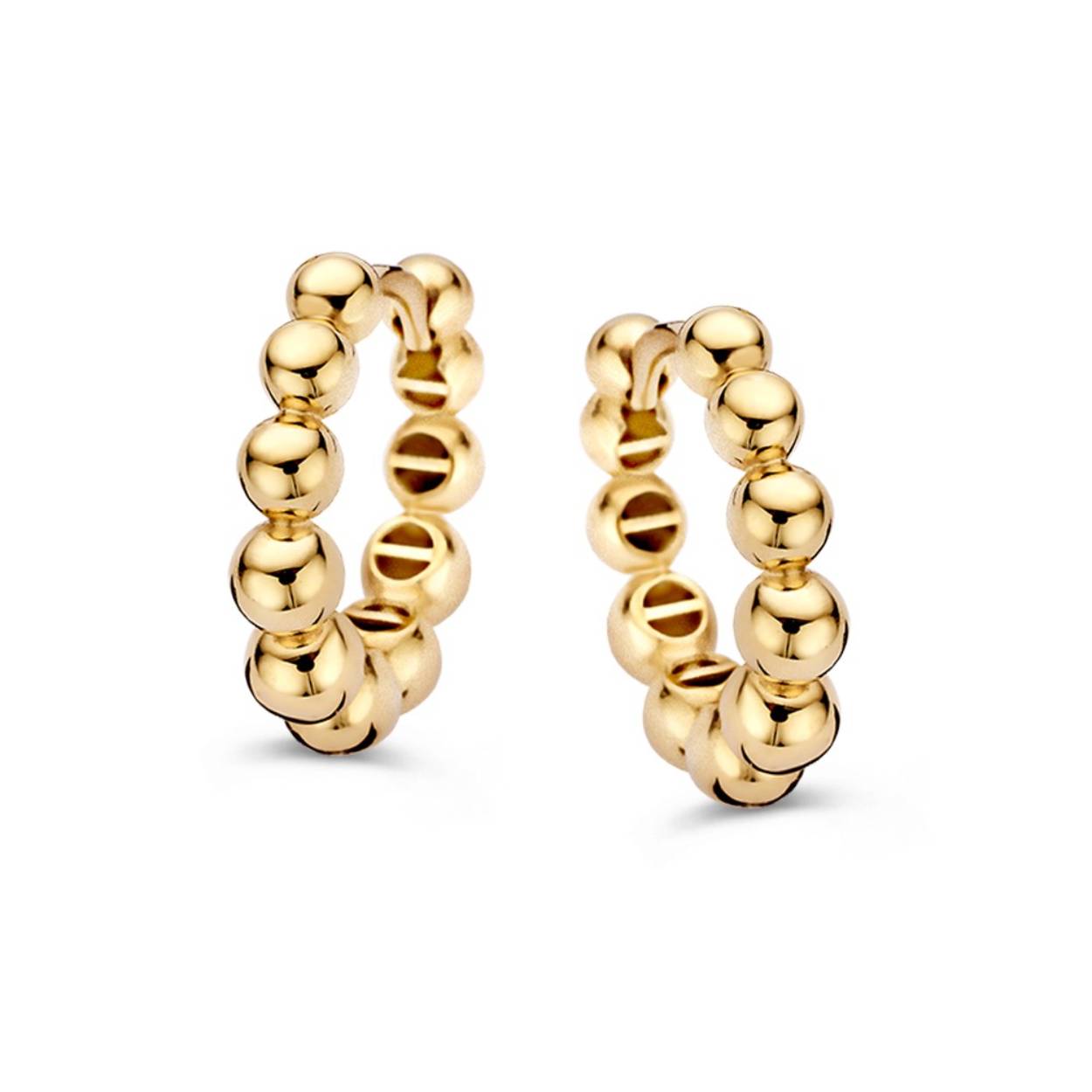 Dit zijn oorringen van Excellent Jewelry in de kleur geel