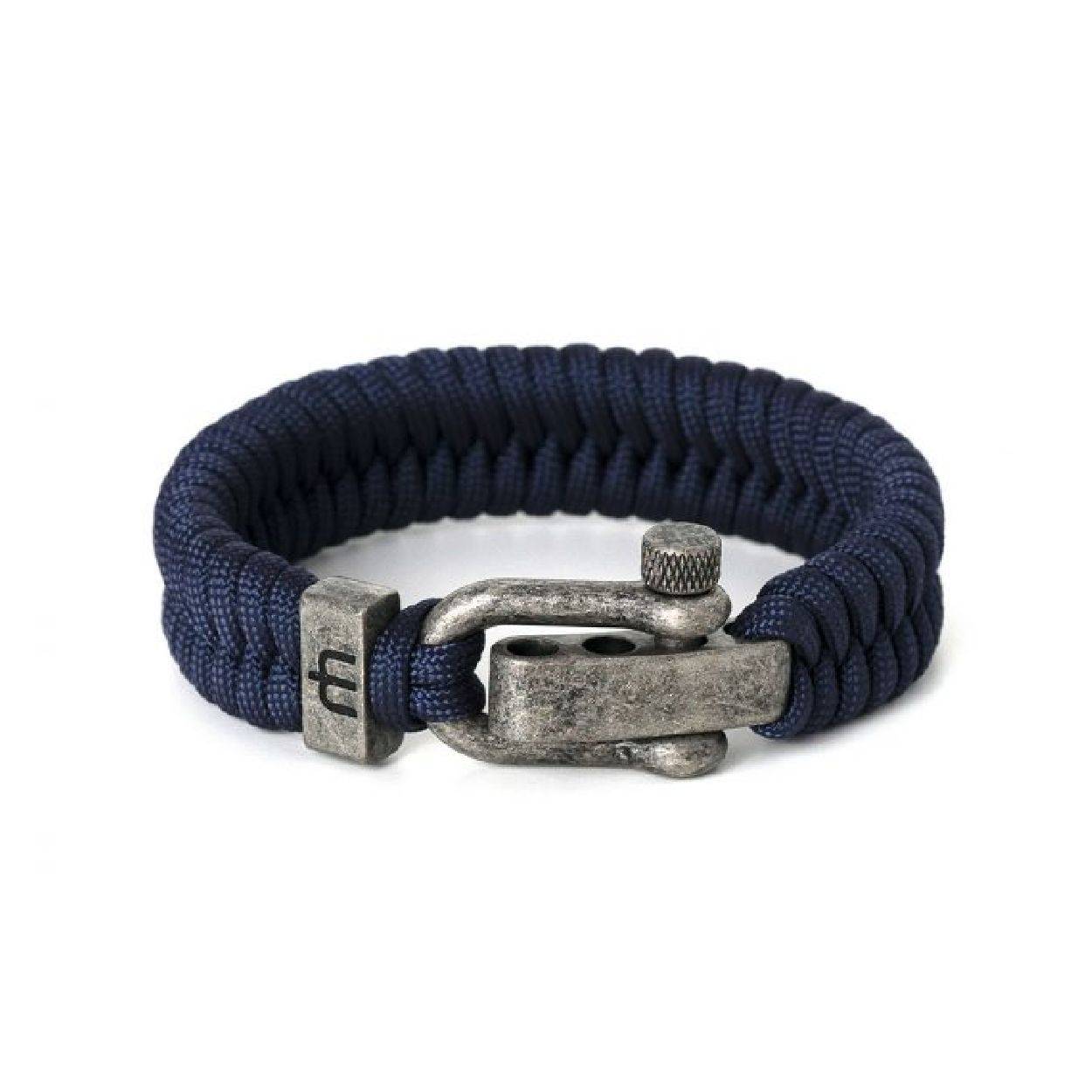 Deze Armband van het merk MUSTHEF heeft de kleur BLAUW. MUSTHEF DUSTY NAVY BLUE