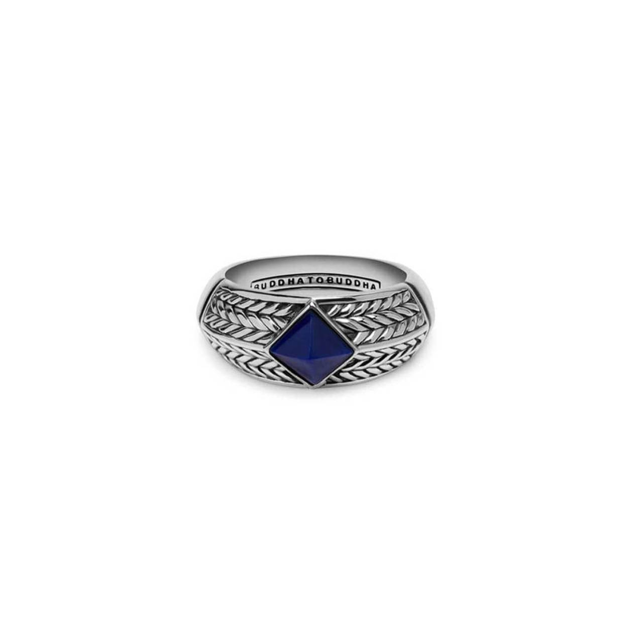 De Buddha to Buddha Ellen Ring met blauwe Lapis steen is een speciale editie met de kenmerken van de Ellen collectie in zich. De blauwe Lapis Lazuli is een prachtige steen en staat bekend als vriendschapssteen. Handgemaakt en tijdloos zoals alle Buddha to Buddha sieraden. De zilveren ring laat zich perfect combineren met andere Buddha to Buddha sieraden.