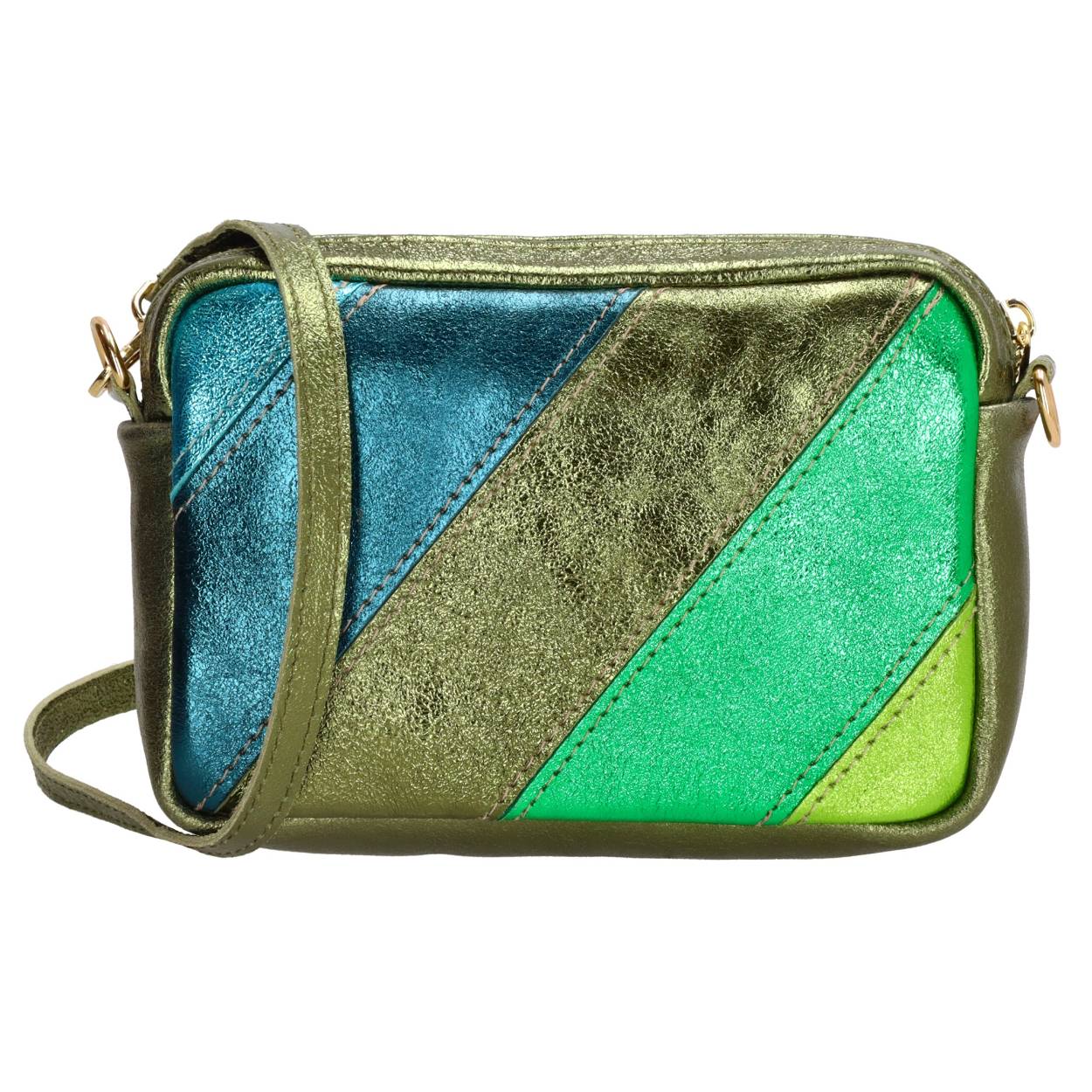 Op zoek naar een nieuwe schoudertas? Dan is deze Charm London tas perfect voor jou. De schoudertas heeft een hoofdvak en een achtervak, waardoor je makkelijk je spulletjes gescheiden houdt. De tas heeft echt een klassieke look en past overal bij. Deze topper is verkrijgbaar in verschillende kleuren. Hoe zou jij deze geweldige schoudertas matchen? 

De eigenschappen van deze schoudertas zijn: 

Hoofdvak met ritssluiting
Achtervak met ritssluiting
Verstelbare en afneembare schouderband