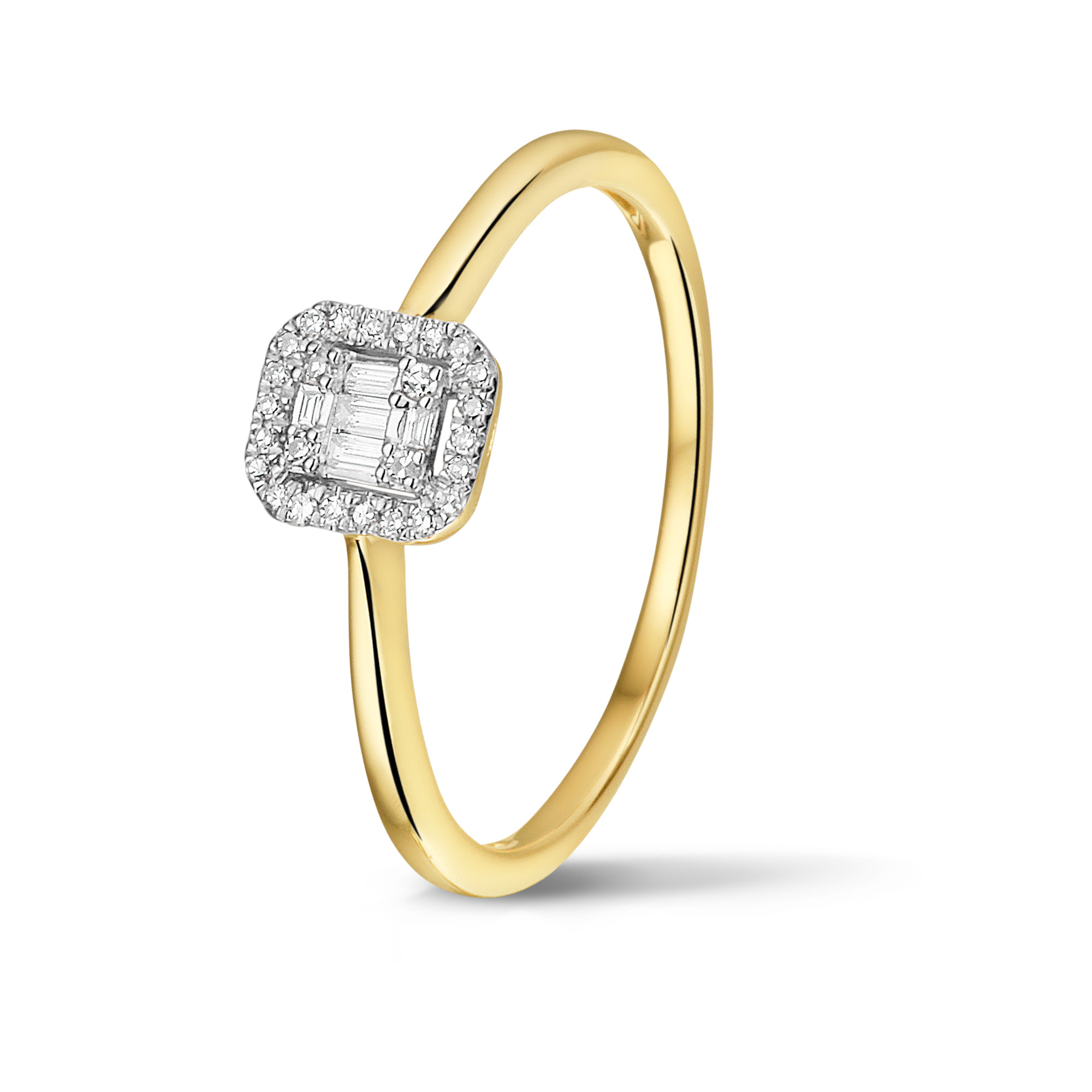 Geelgoud ring met diamantjes. Ze zijn geslepen in briljanten en in baguette vorm.