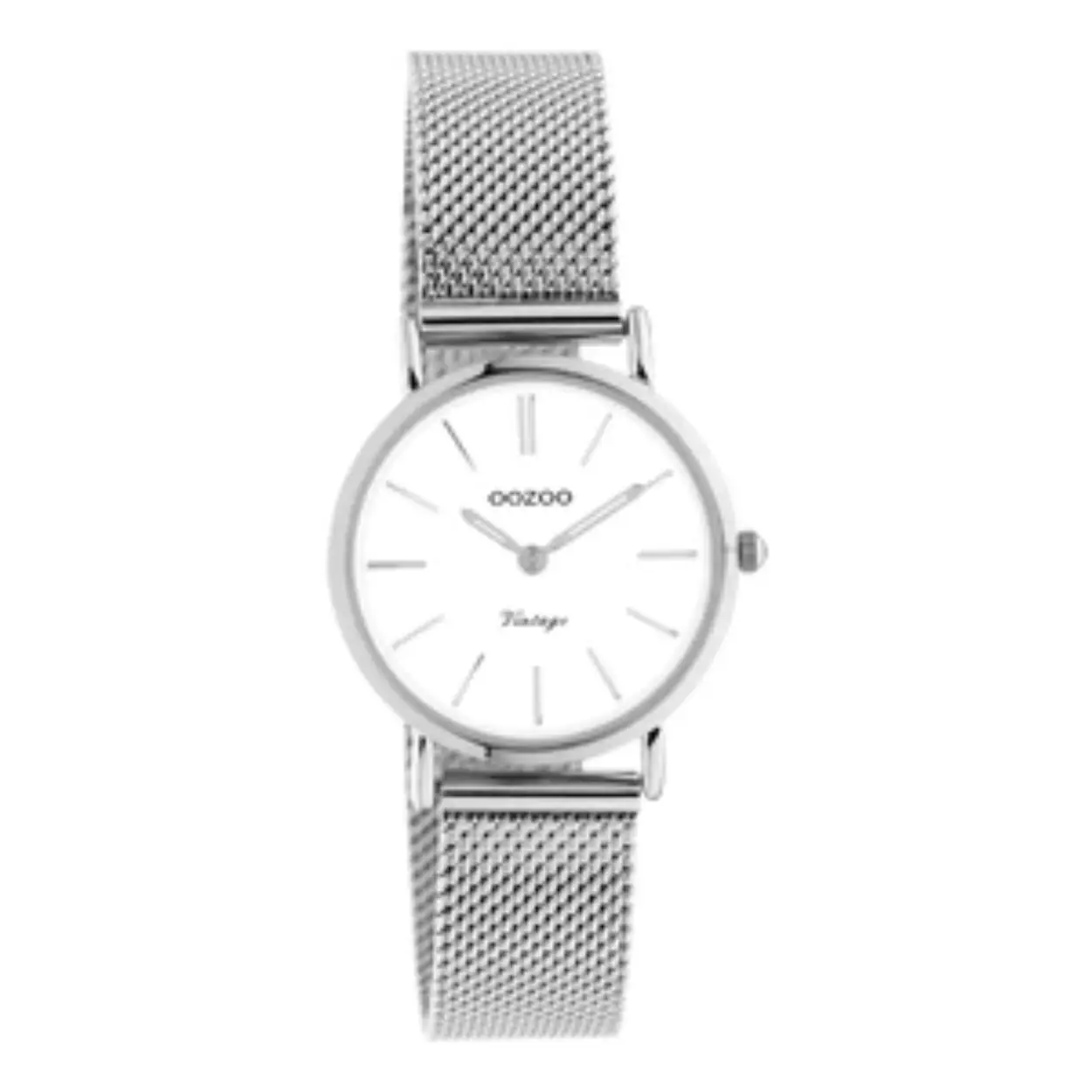 Verfijning en elegantie zijn de twee sleutelelementen van deze prachtige OOZOO Vintage series. Dit klassieke ronde model past bij iedereen. Dit dames horloge is de perfecte combinatie van comfort en fashion met zijn 28 mm zilveren metalen horlogekast en witte wijzerplaat. De zilveren metalen mesh armband maakt dit horloge tot een all-time classic welke je bij iedere gelegenheid kunt dragen. De wijzerplaat heeft zilveren strepen tijdsaanduidingen en zilveren kleurige wijzers. Dit model is een must-have voor jouw dagelijkse garderobe. Het mineraalglas ligt in een 6,9 mm dunne metalen horlogekast met IP-plating. Dit ontwerp heeft een stainless steel achterplaat en is nikkel-safe. Dit horloge heeft een 2ATM Japanese uurwerk en wordt gedekt door een garantie van 2 jaar (zie sectie 3 van onze Refund, shipping & warranty policy).