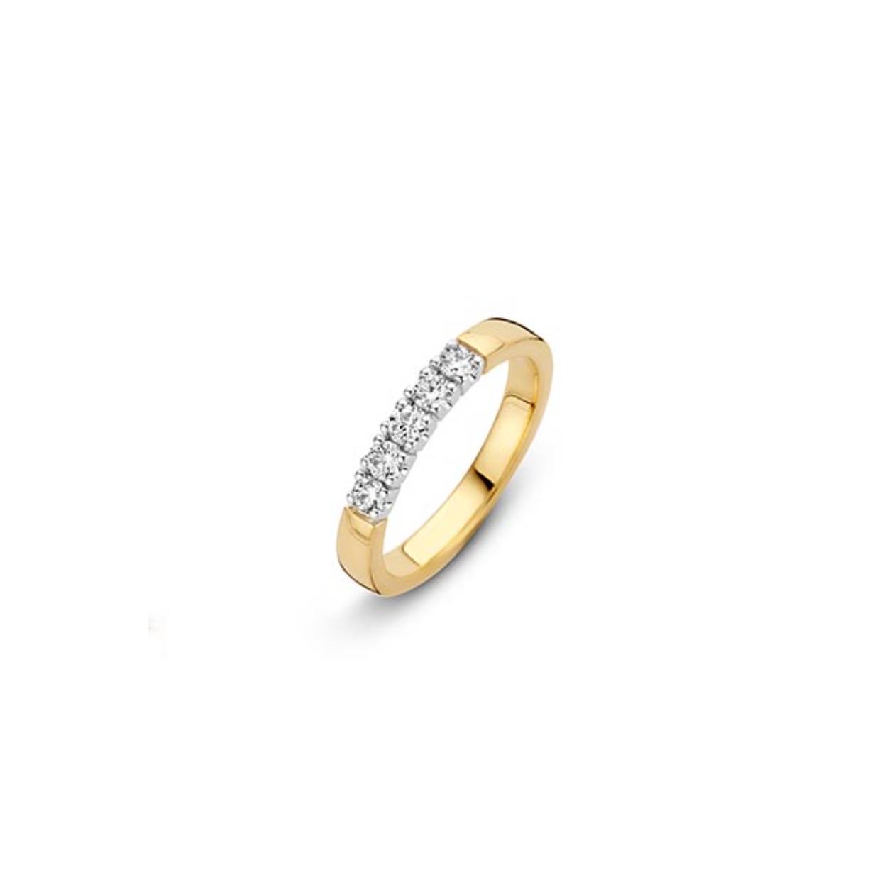 De perfecte keuze voor bijvoorbeeld een speciale gelegenheid zoals een jubileum. Uit het oudste en enigste Trouwringen atelier in Nederland komt deze 14 karaats (op verzoek in 18 karaat) geelgouden zogenoemde memoire ring met vijf, briljant geslepen, natuurlijke diamanten ieder 0.07 caraat VVS Top Wesselton wit. Elk gezet in een witgouden chaton. Witgoud heeft een hogere hardheid dan geelgoud en doet de diamanten het beste tot hun recht komen. 

De ring is op verschillende maten te bestellen. 
Tevens is de ring ook verkrijgbaar in verschillende aantallen en formaten diamant, 
tot wel 0.30 caraat per steen, eventueel geheel rondom gezet. Prijs en levertijd op aanvraag.

Er is altijd de mogelijkheid later stenen bij te plaatsen of om bijvoorbeeld te groeien.
Hierbij krijgt u een actueel bod op uw huidige ring en kunt u door een deel bij te betalen een ring uitzoeken met grotere diamanten.

Tevens kan de ring aan de binnenkant of buitenkant gegraveerd worden door middel van een laser gravure.

Wij raden aan een zetting één á tweemaal per jaar te laten controleren.
Dit doen wij met alle liefde inclusief ultrasonisch reinigen geheel kosteloos, 
ook voor de sieraden die u niet bij ons heeft aangeschaft.