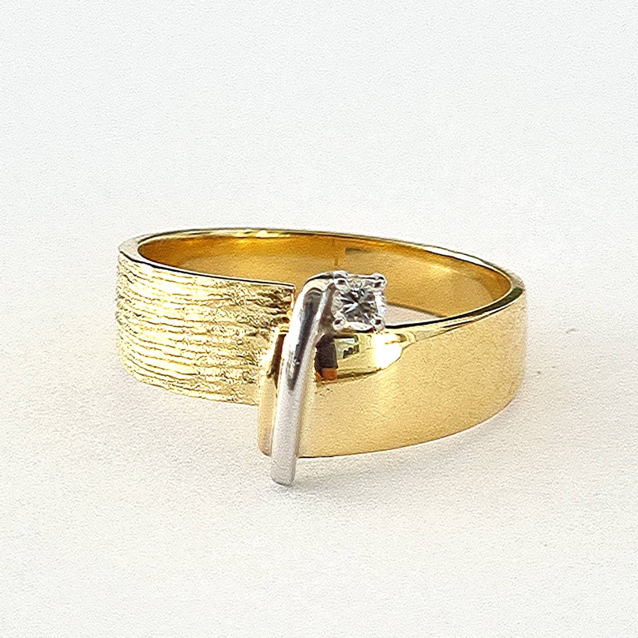 Transformatie Ring goud 18kt met zirconium