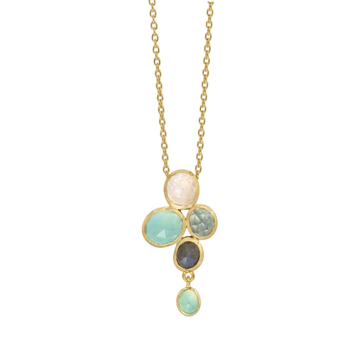 Deze geel goud vergulde ketting kan op 42 cm en 45 cm gedragen. De hanger heeft een prachtige 8 x 7 mm gefacetteerde chalcedoon, een 7 x 6 mm gefacetteerde maansteen, een 6 x 5 mm gefacetteerde labradoriet en een 6 x 5 mm gefacetteerde aquamarijn.