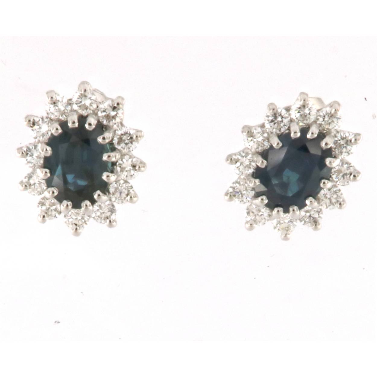 oorbellen in wit goud 18kt met diamant 0.60ct en 1.5ct blauwe saffier
super oorbellen aan een super scherpe prijs, deze zijn gemaakt met absolute topstenen