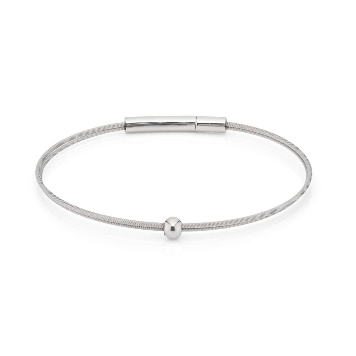De Thinking of You armband wordt gemaakt van twee soepele draden, met een klein bolletje en een gemakkelijke bajonetsluiting.

Gemakkelijke Bajonetsluiting 
Handgemaakt in Nederland
Hypoallergeen