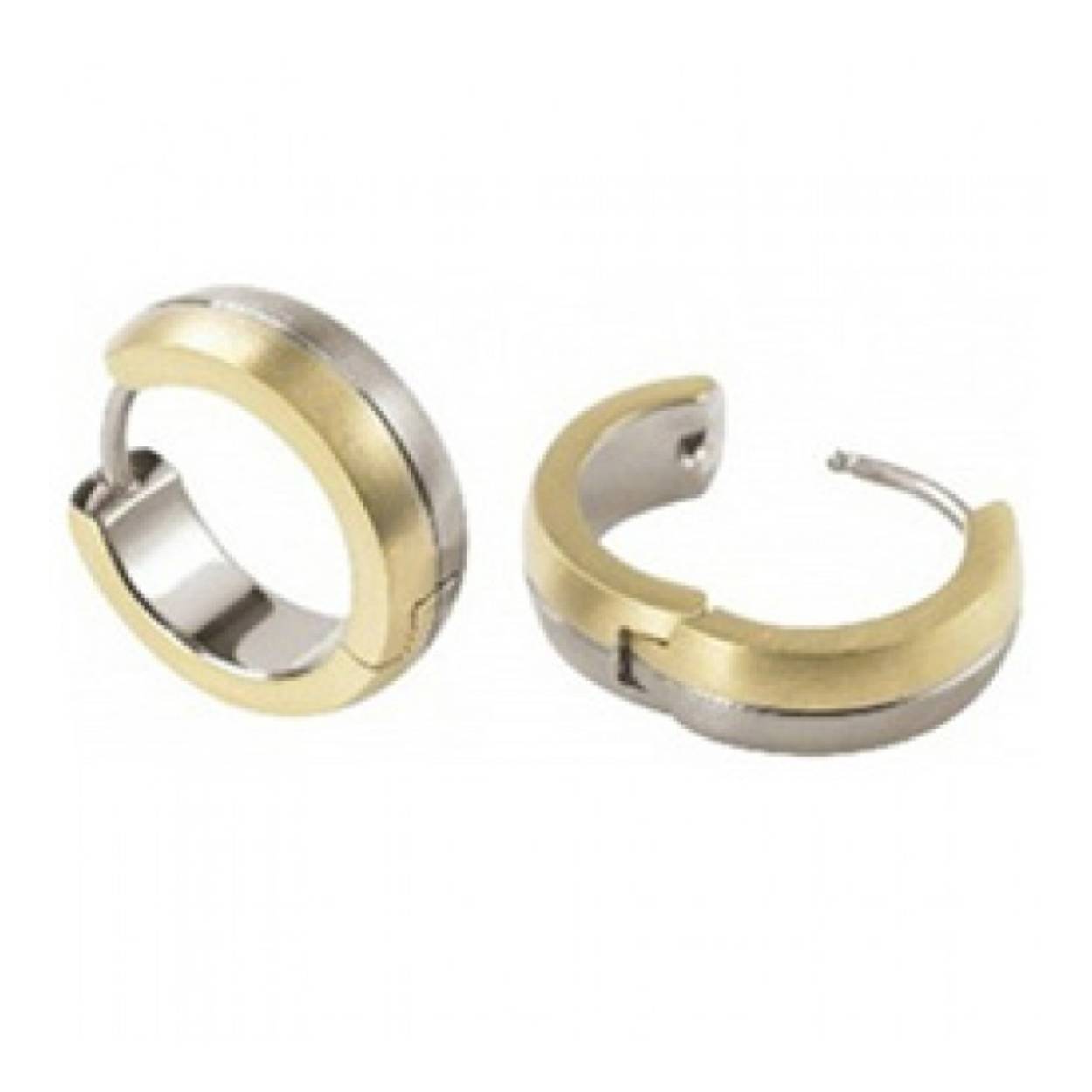 Diese Boccia Creolen, &uuml;berzeugen ihre Tr&auml;gerinnen durch das elegante Design und das extrem geringe Gewicht, welches f&uuml;r einen sehr hohen Tragekomfort sorgt. Die H&auml;lfte der Creole ist vergoldet, was es Ihnen erlubt das Schmuckst&uuml;ck zu so gut wie jedem Outfit zu kombinieren.