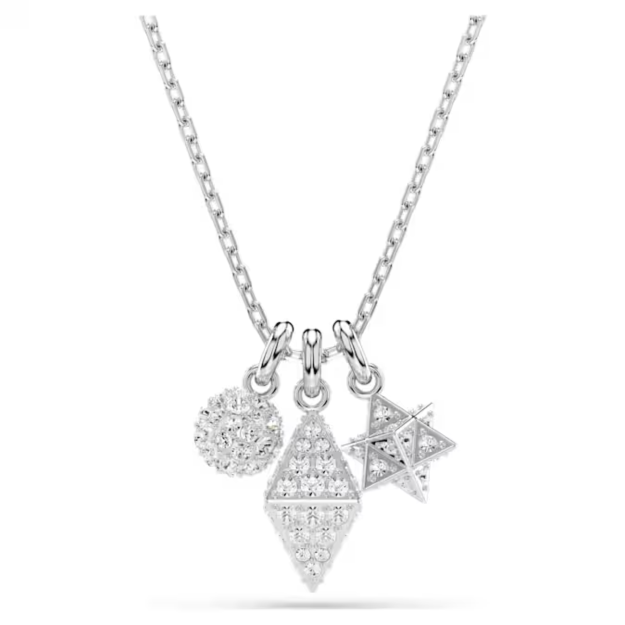 Deze geometrische hanger viert de magie van techniek en wiskunde in adembenemende stervorm. Het trio van 3D-motieven wordt gedragen aan een delicate ketting met rhodium toplaag en bestaat uit een bol, een ster en een dubbele piramide. Alle motieven zijn versierd met offset pavé en kristallen van verschillende formaten. Draag het los als een stuk pure geometrische glamour of combineer het met een bijpassende Dextera-ring.