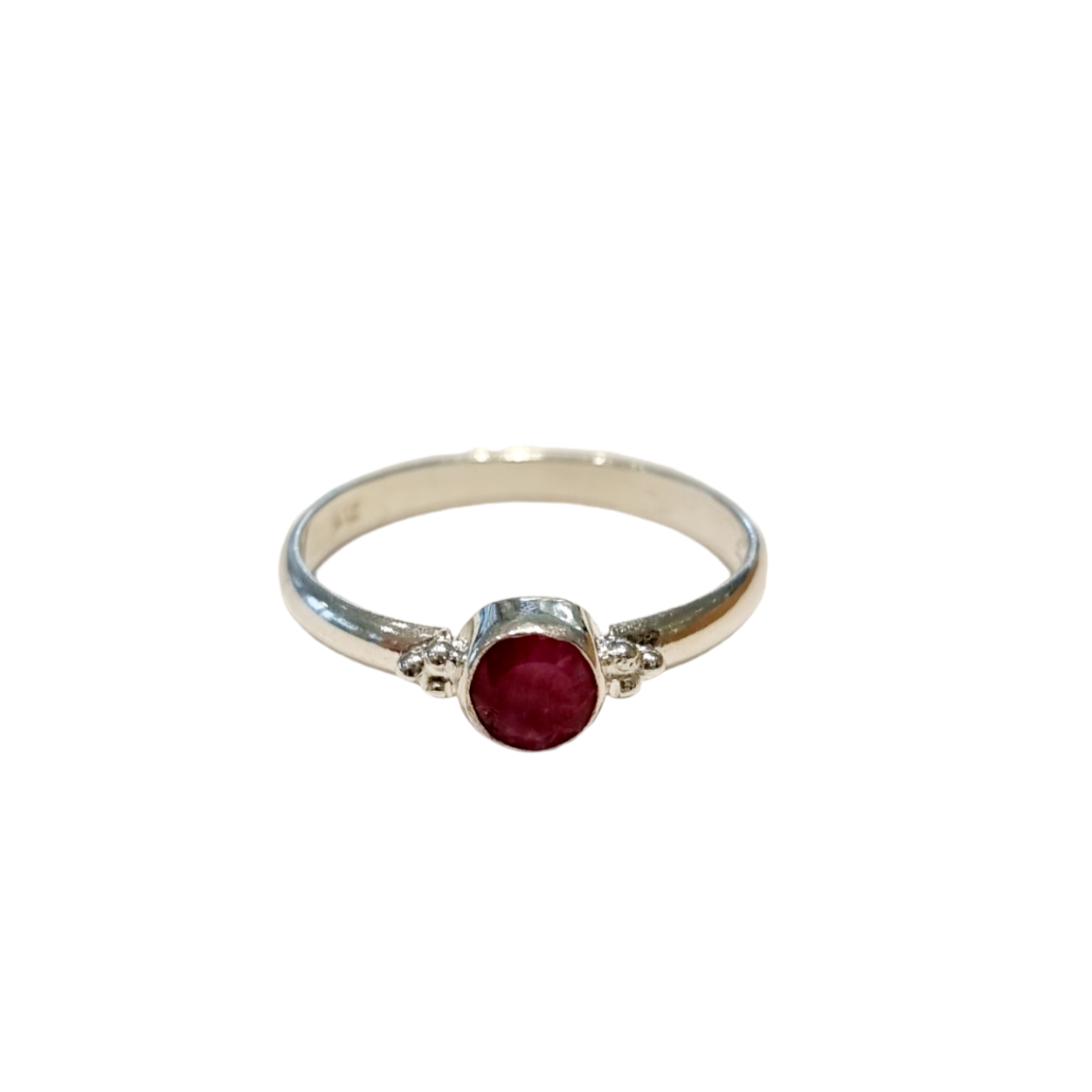 zilver ring met robijn