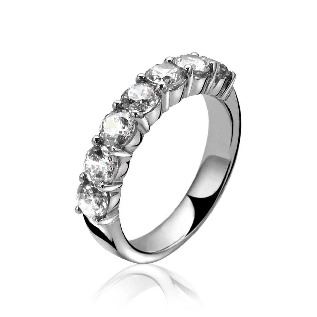 ZINZI zilveren rijring bezet met 7 witte zirconia's. Tijdloos model en perfect te matchen met andere kleuren. Alle zilveren sieraden van Zinzi zijn vervaardigd van eerste gehalte zilver (925) en met extra rodiumlaag voor mooie glans.
