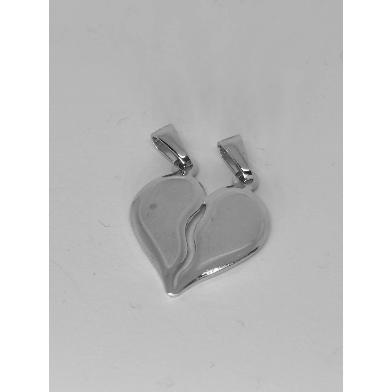 Zilveren hanger hart met aan een kant glans een kant matte 