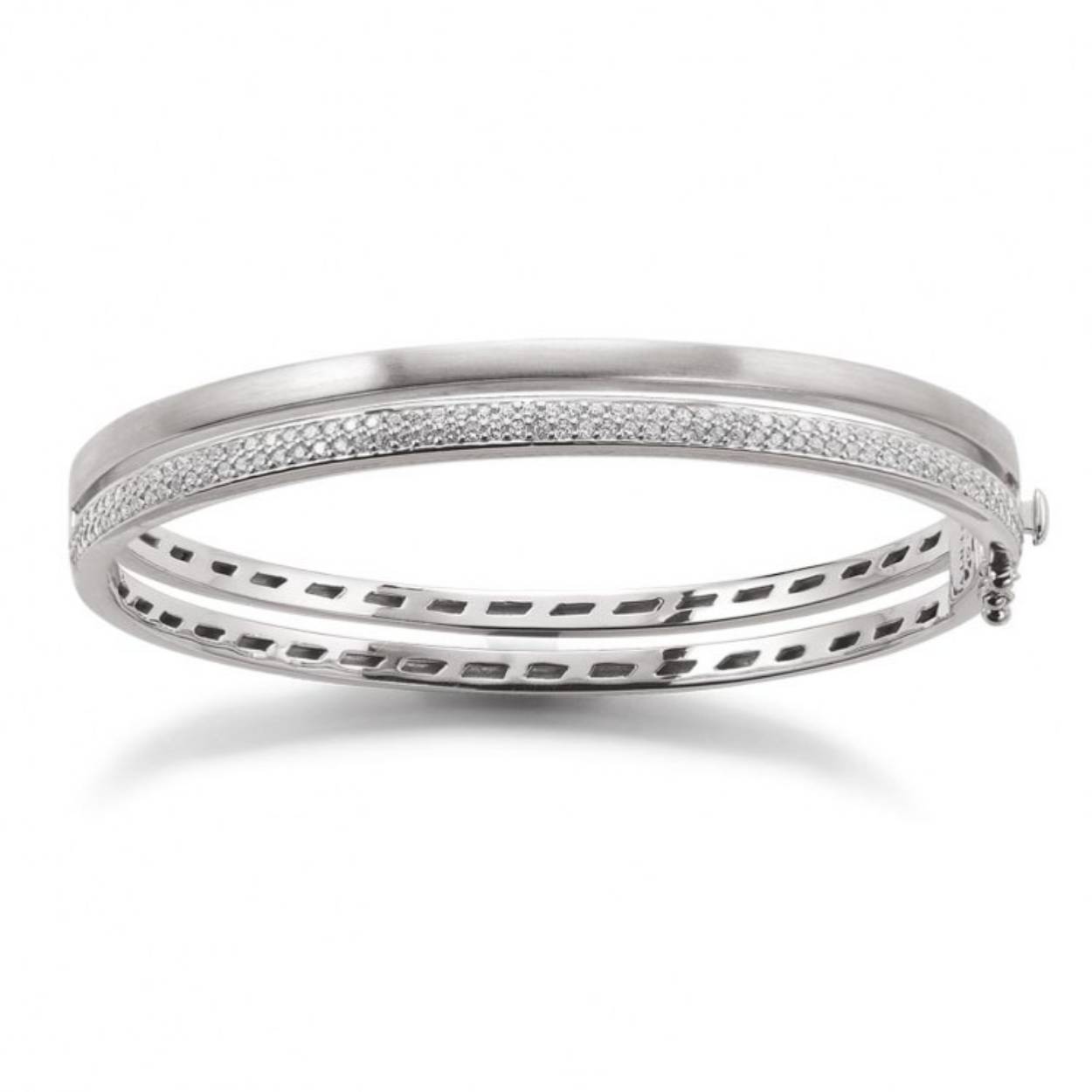 Deze prachtige zilveren armband van Viventy is bezet met zirkonia.