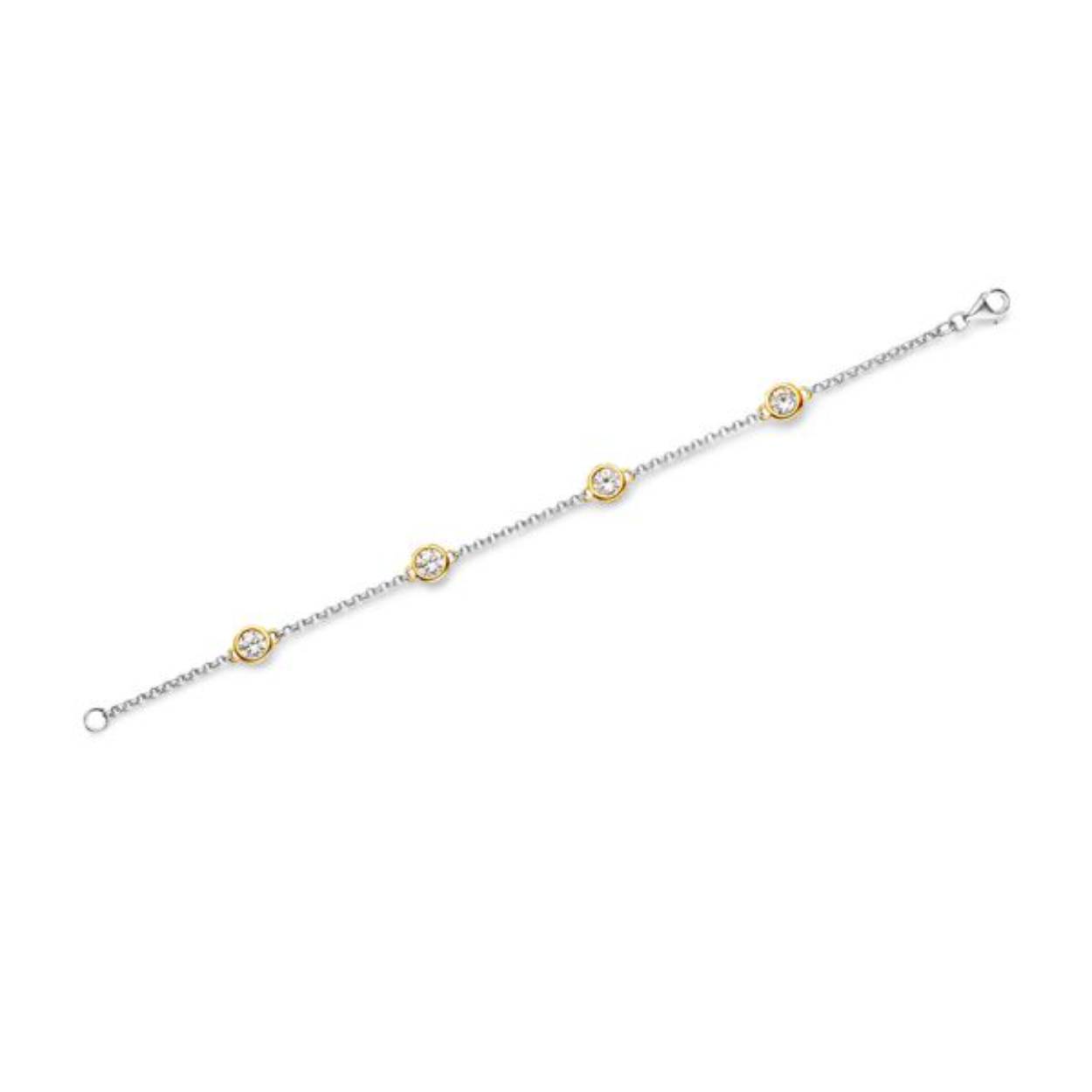 Moments biedt een basis zilveren sieradencollectie. De collectie bestaat uit tijdloze sieraden met fashion twist, de sieraden zijn draagbaar voor elk moment van de dag. Alle sieraden zijn vervaardigd van de hoogste kwaliteit sterling zilver en alle zirkonia stenen zijn met de hand gezet. Mooie armband van Moments. De armband is van gerhodineerd zilver en is voorzien van grote zirkonia's in goud vergulde zettingen. De armband heeft een lengte van 19 cm.