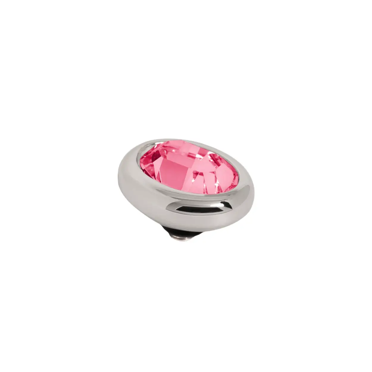 Het Melano Twisted Oval steentjeis een sprankelend steentje met een ovale vorm. Dit steentje is fantastisch om te gebruiken in een ring stack. De zetting is vervaardigd uit edelstaal en het steentje zelf uit zirkonia.