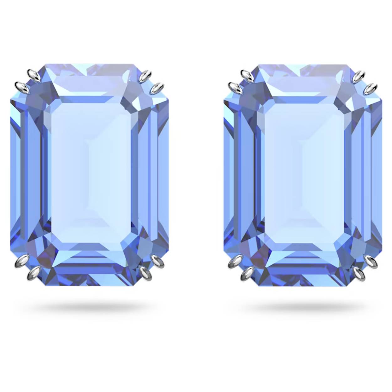 Deze opvallende oorknopjes bevatten een achthoek, die symbool staat voor oneindigheid, en zijn een schitterend voorbeeld van een tijdloze stijl. De oorstekers bevatten elegante blauwe stenen in een zetting met rhodium plating,en worden net zo onmisbaar als je favoriete witte T-shirt. Deze oorsieraden maken onderdeel uit van de Millenia-lijn en zijn ontworpen door Creative Director Giovanna Engelbert voor Collection II.

Artikelnr.: 5614935
Collectie:  Millenia
Kleur:  Blauw
Lengte: 1.4 cm
Breedte: 1 cm
Materiaal:  Kristallen, Rodium-verguld
Gewicht (individueel product):  1.8 g