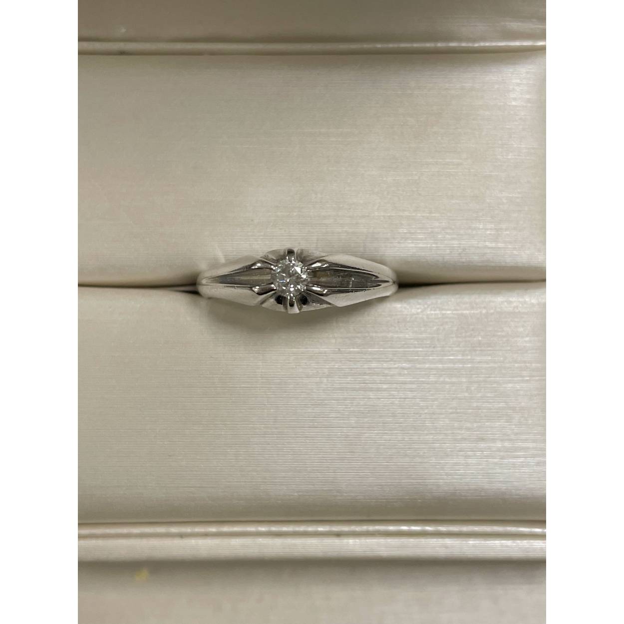 VINTAGE witgouden ring Diamant