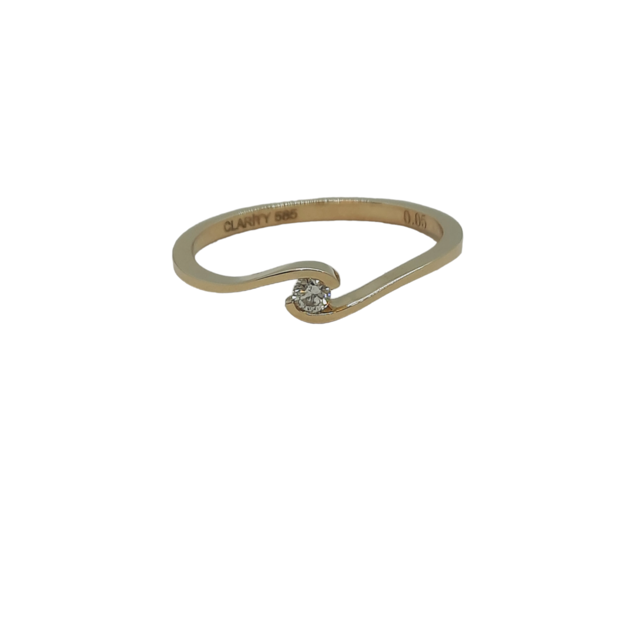 De Diamanten Verlovingsring met modelnummer BREA-0003033 is een prachtige gouden ring (14 kt) met een schitterende diamant (SI1, F-kleur). De ringmaat is 54 en heeft een glanzende afwerking. De beste manier om deze ring te dragen is dagelijks, voor speciale gelegenheden of als een prachtig verlovingssieraad. Een tijdloos juweel dat elegantie uitstraalt.