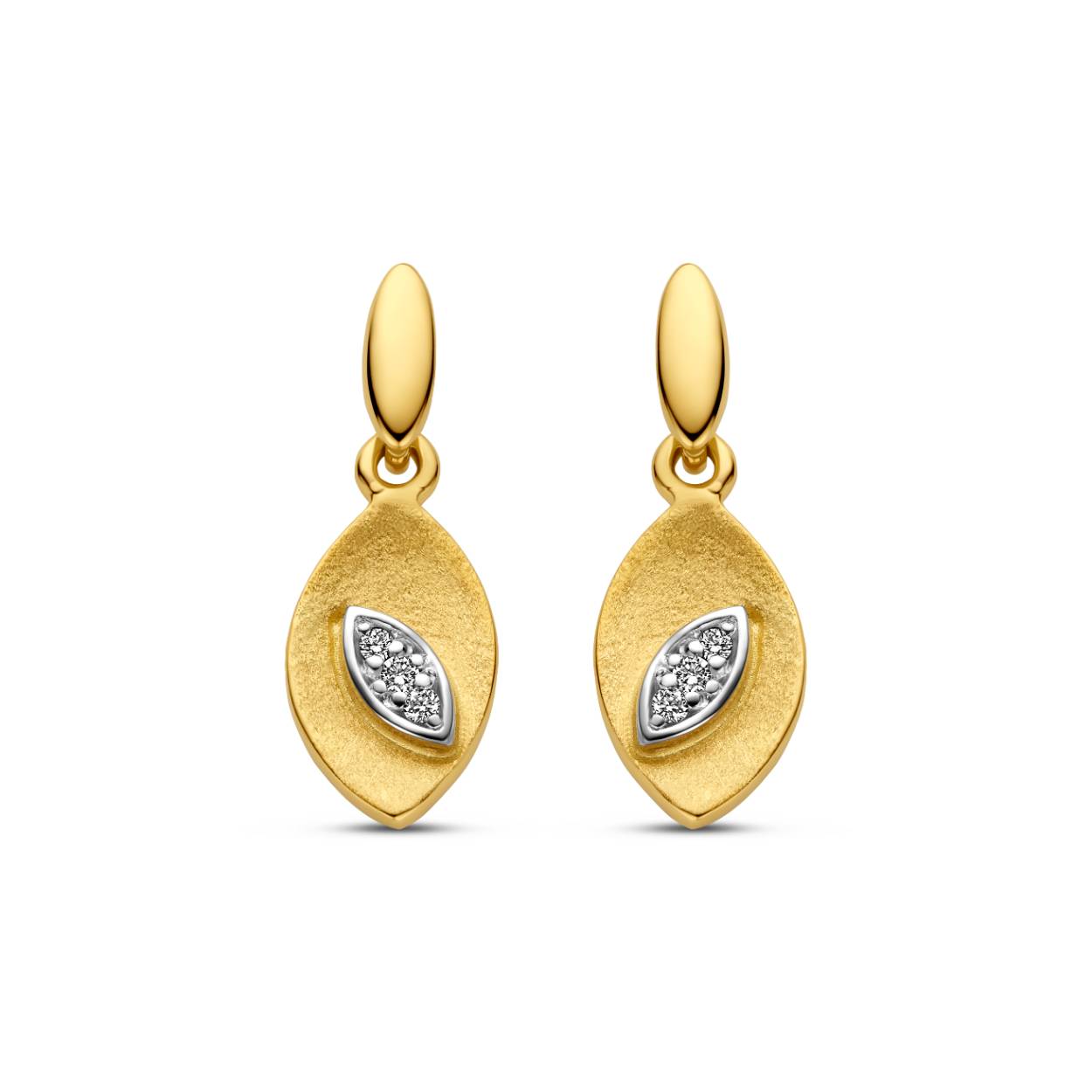 Transformatie Oorringen goud 18kt met diamant.