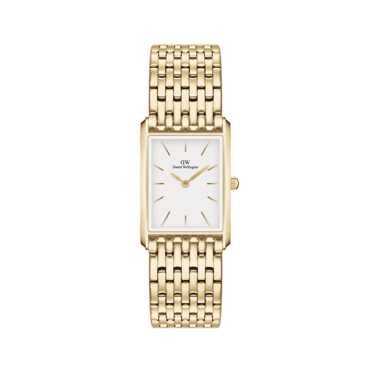 Met strakke geometrische randen en twee maten om uit te kiezen, brengt onze Bound-collectie perfecte symmetrie aan je pols. De gebogen rechthoekige kast van dit gouden horloge komt exact overeen met de breedte van de band met 9 schakels, waardoor je een naadloos geïntegreerde wijzerplaat krijgt.