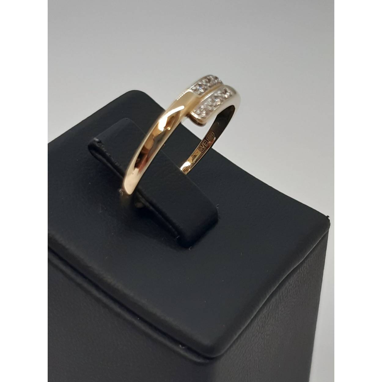 gouden ring 14kmet stenen bico