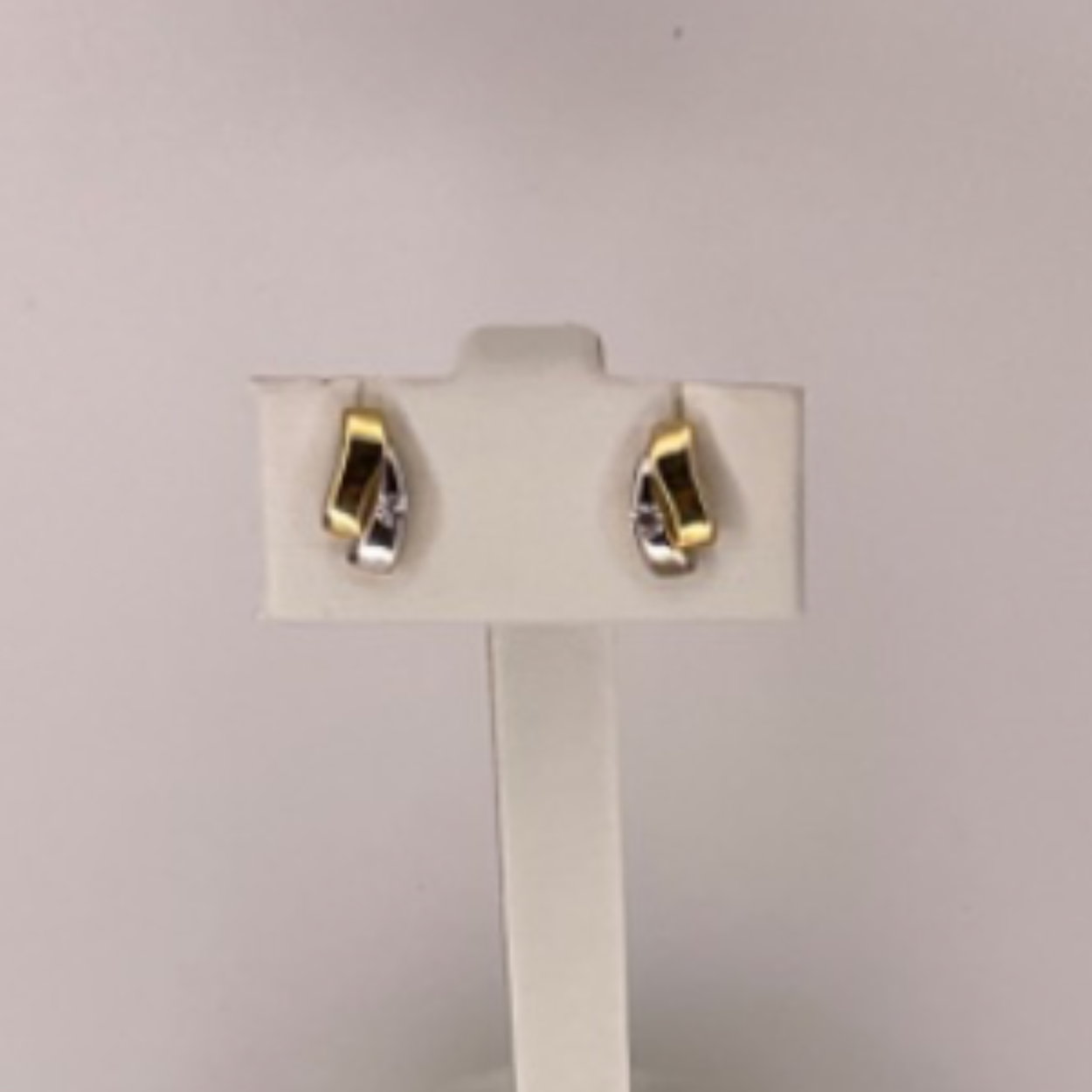 Gouden oorknopjes  met zirkonia